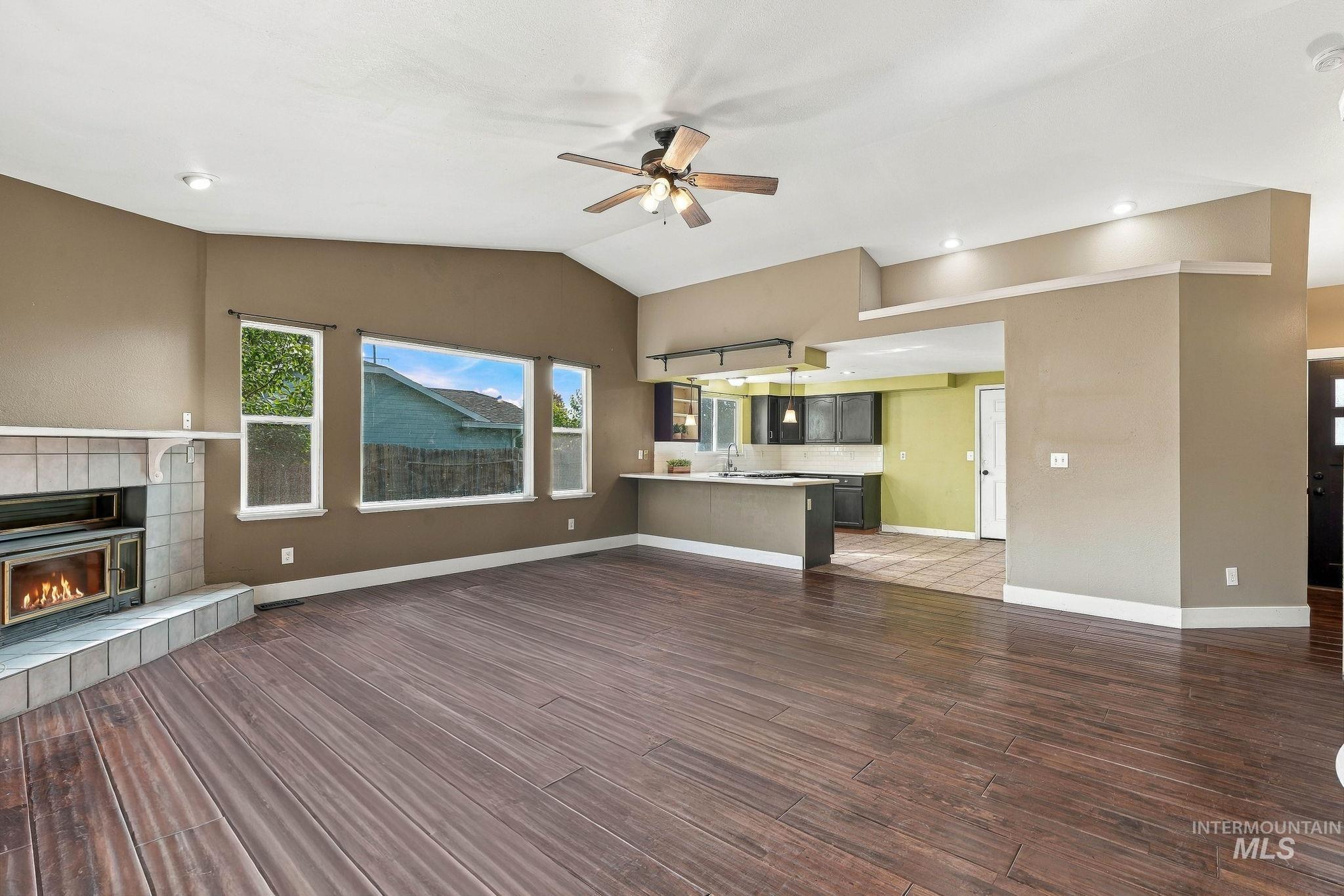2512 W Flamingo Ave, Nampa, Idaho 83651, 3 Bedrooms, 2 Bathrooms, Residential For Sale, Price $384,900,MLS 99003057