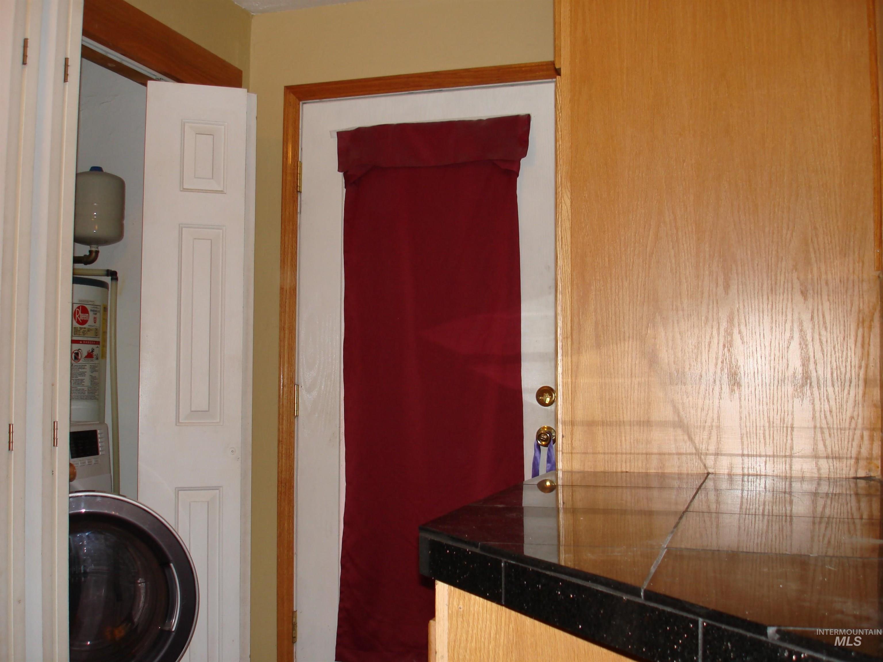 2004 3rd Ave N, Payette, Idaho 83661, 3 Bedrooms, 2 Bathrooms, Residential For Sale, Price $319,000,MLS 99003059