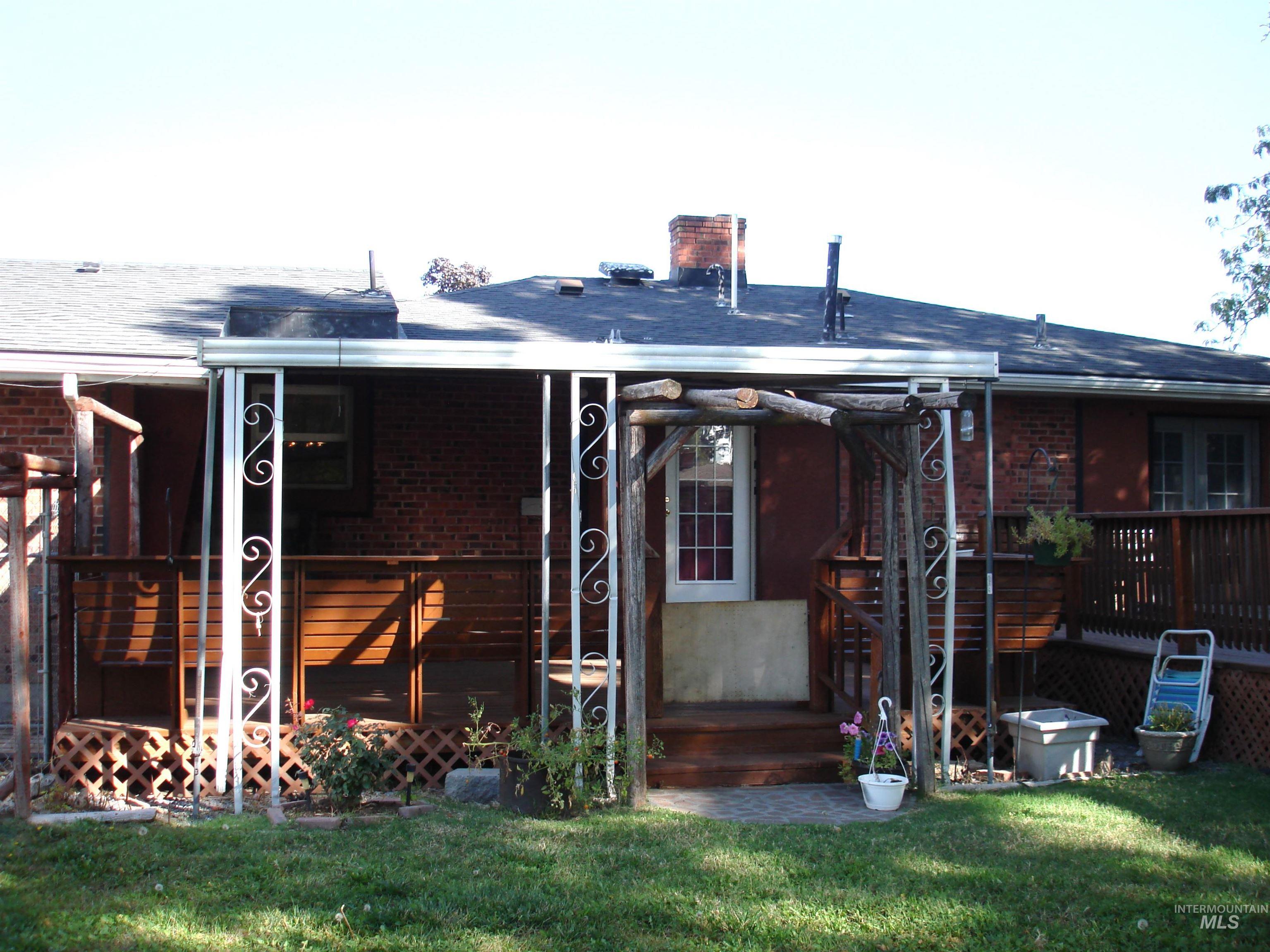 2004 3rd Ave N, Payette, Idaho 83661, 3 Bedrooms, 2 Bathrooms, Residential For Sale, Price $319,000,MLS 99003059