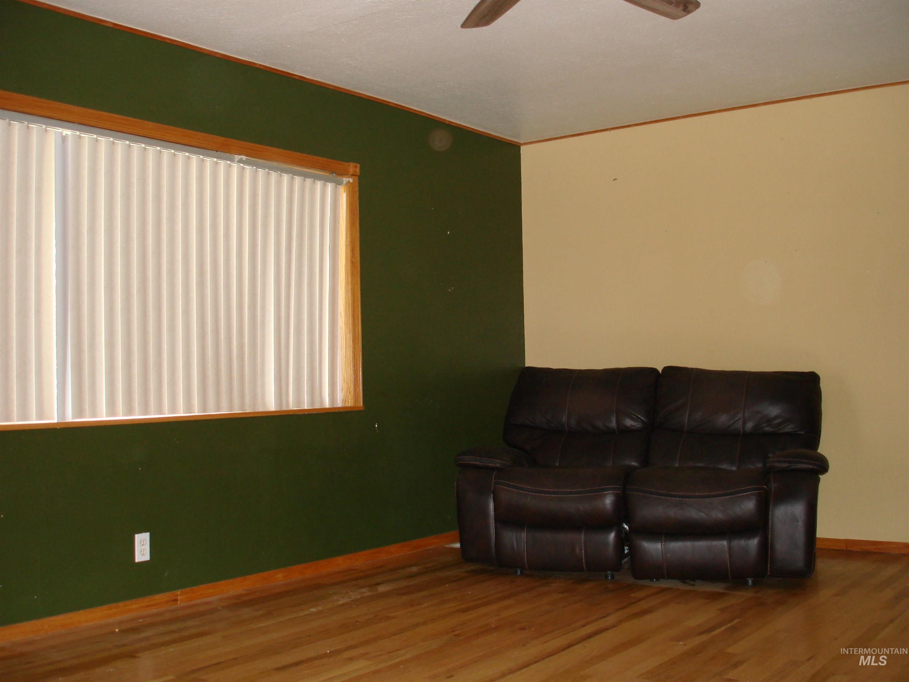 2004 3rd Ave N, Payette, Idaho 83661, 3 Bedrooms, 2 Bathrooms, Residential For Sale, Price $319,000,MLS 99003059