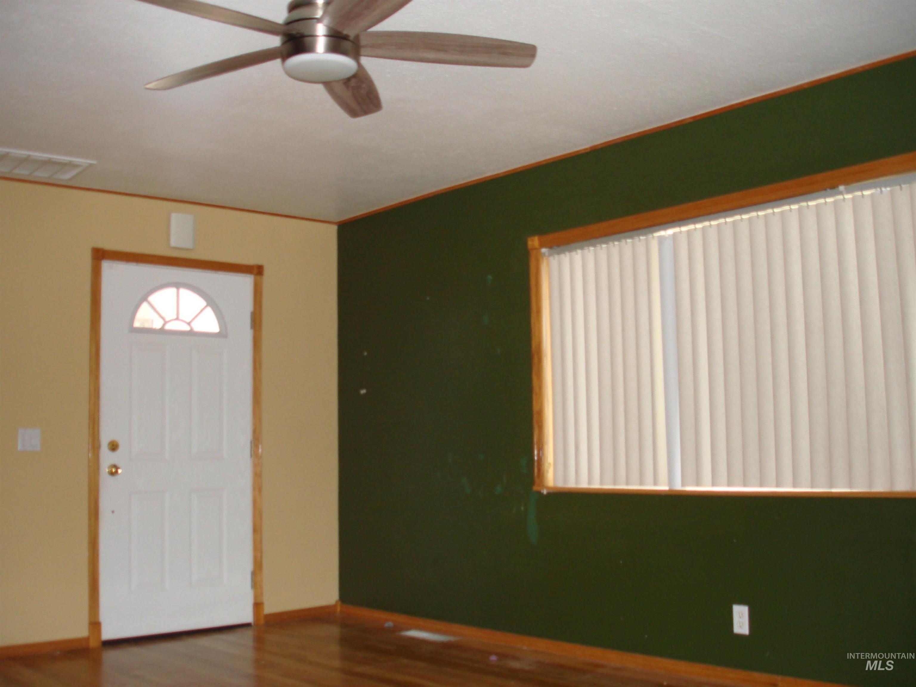 2004 3rd Ave N, Payette, Idaho 83661, 3 Bedrooms, 2 Bathrooms, Residential For Sale, Price $319,000,MLS 99003059