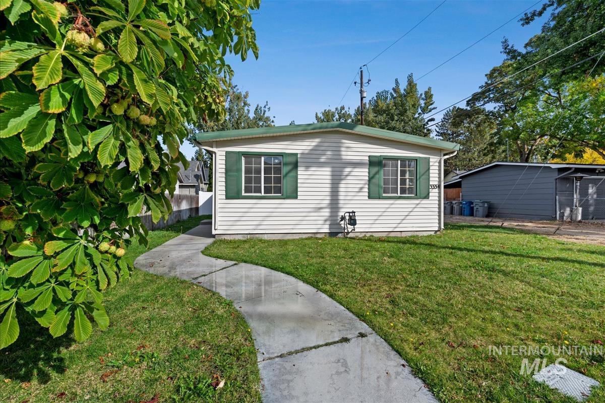 3334 W Good St, Boise, Idaho 83703, 2 Bedrooms, 1 Bathroom, Residential For Sale, Price $479,000,MLS 99003062