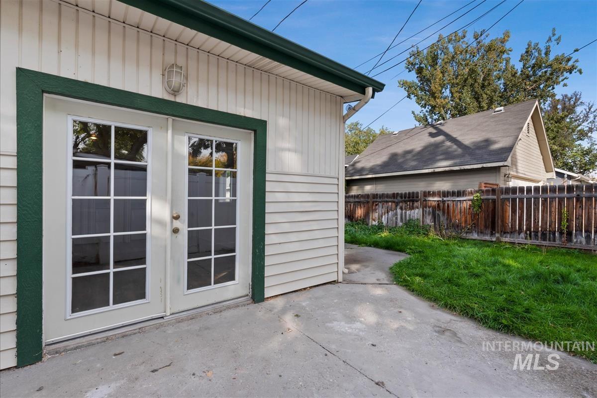 3334 W Good St, Boise, Idaho 83703, 2 Bedrooms, 1 Bathroom, Residential For Sale, Price $479,000,MLS 99003062