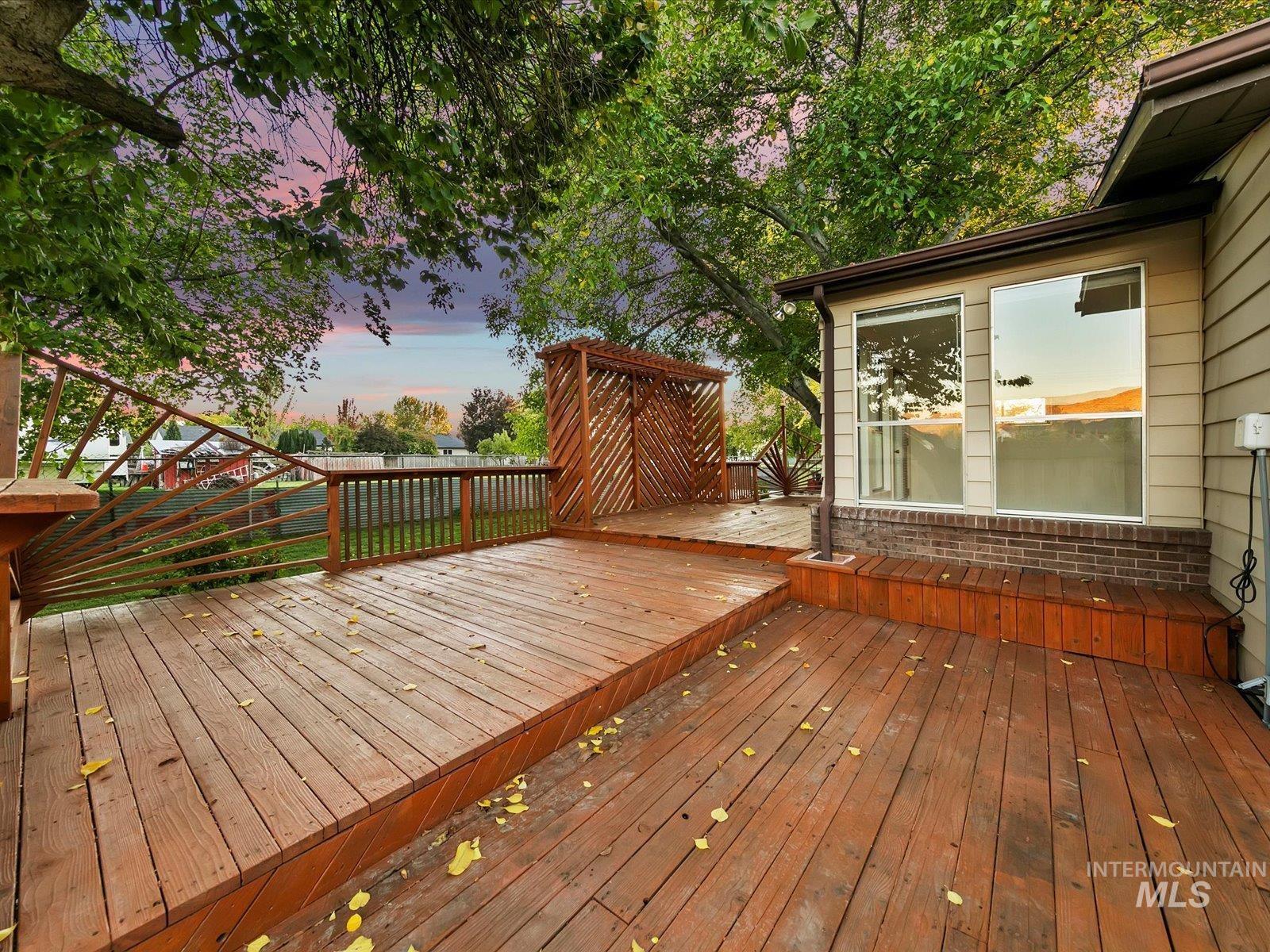 6415 W Saxton Ave., Boise, Idaho 83714, 3 Bedrooms, 1.5 Bathrooms, Residential Income For Sale, Price $629,900, 99003065