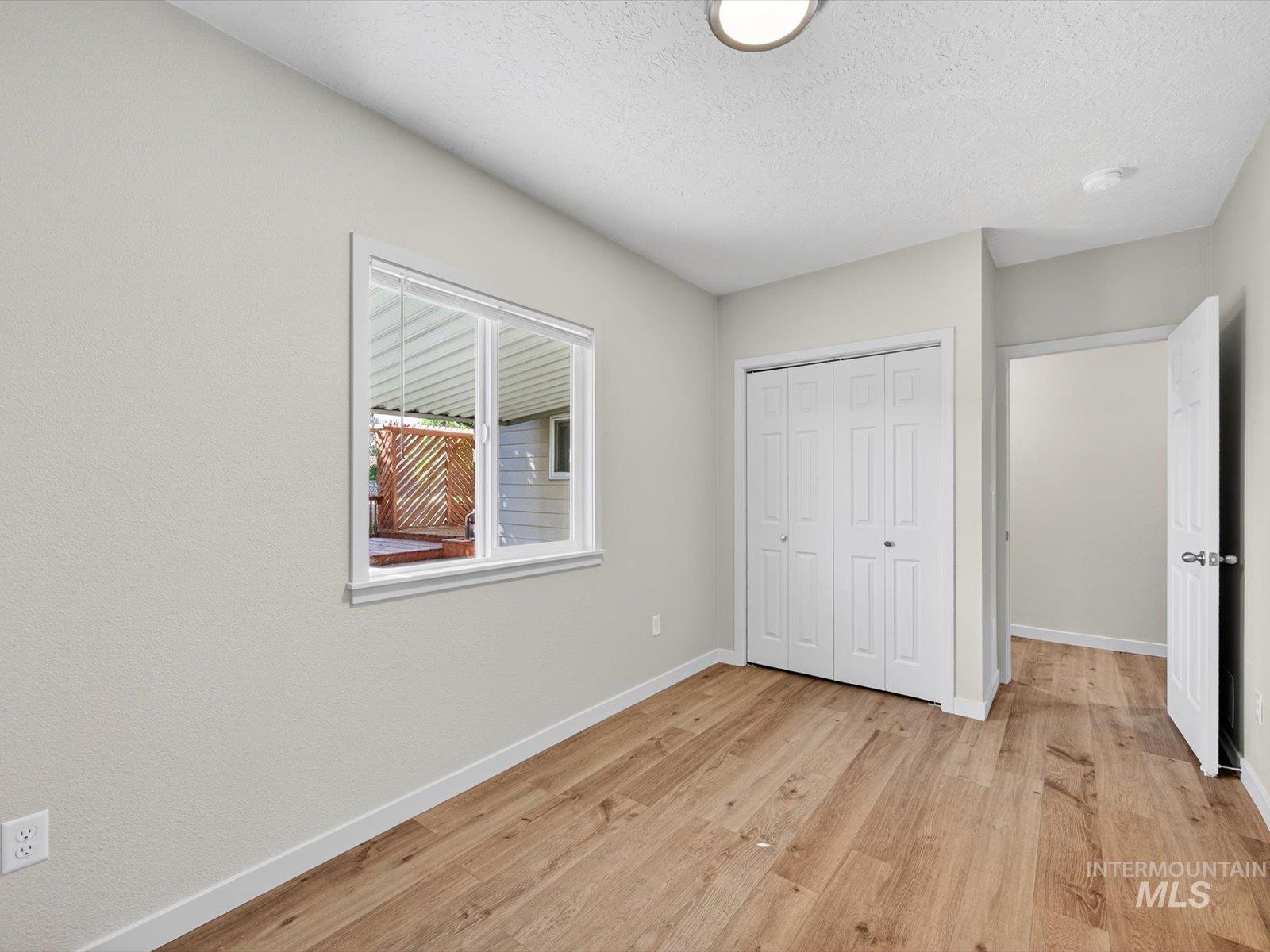 6415 W Saxton Ave., Boise, Idaho 83714, 5 Bedrooms, 3.5 Bathrooms, Residential For Sale, Price $629,900,MLS 99003066