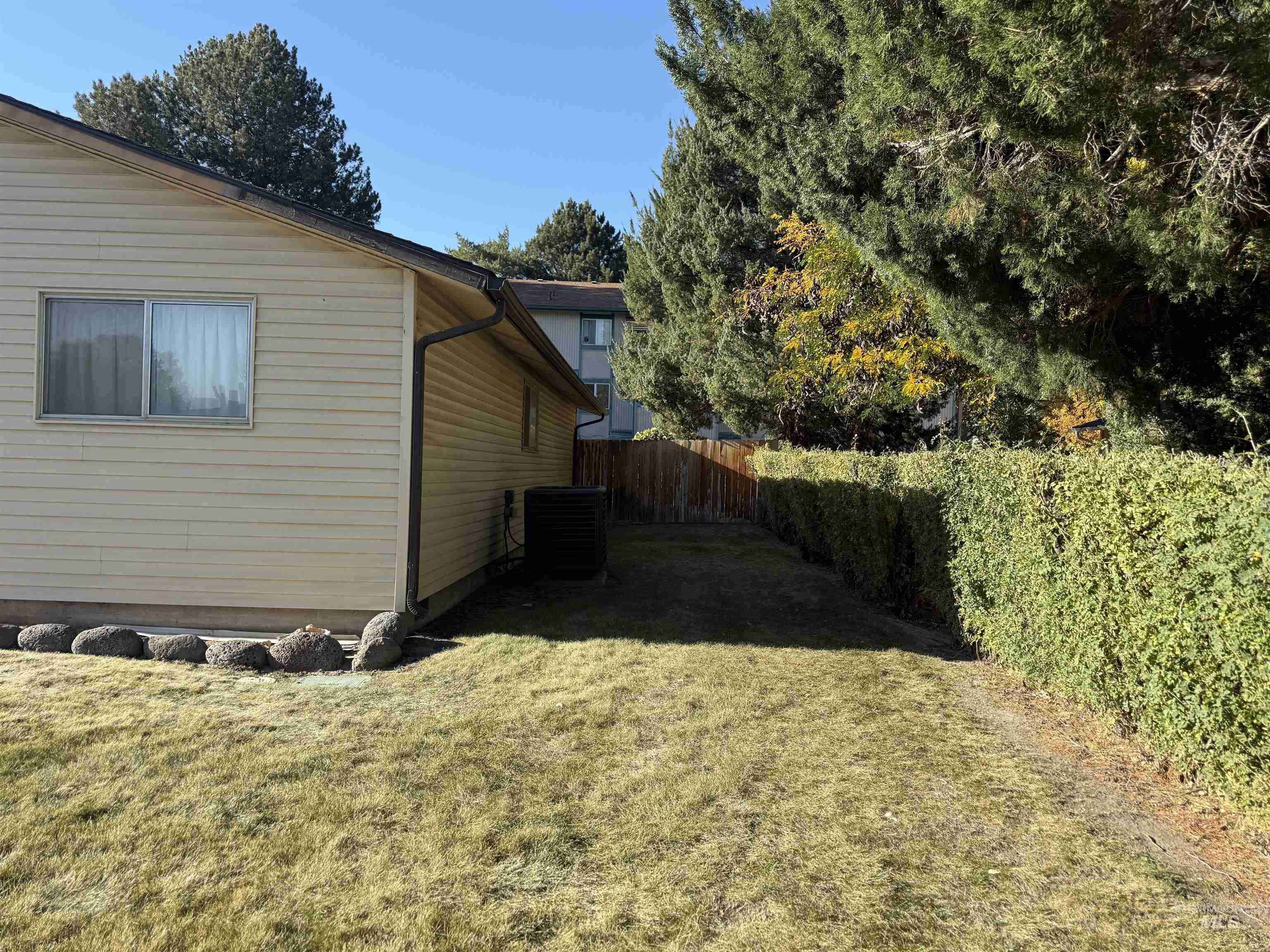 504 Tindall, Mountain Home, Idaho 83647, 3 Bedrooms, 1.5 Bathrooms, Residential For Sale, Price $160,000,MLS 99003076