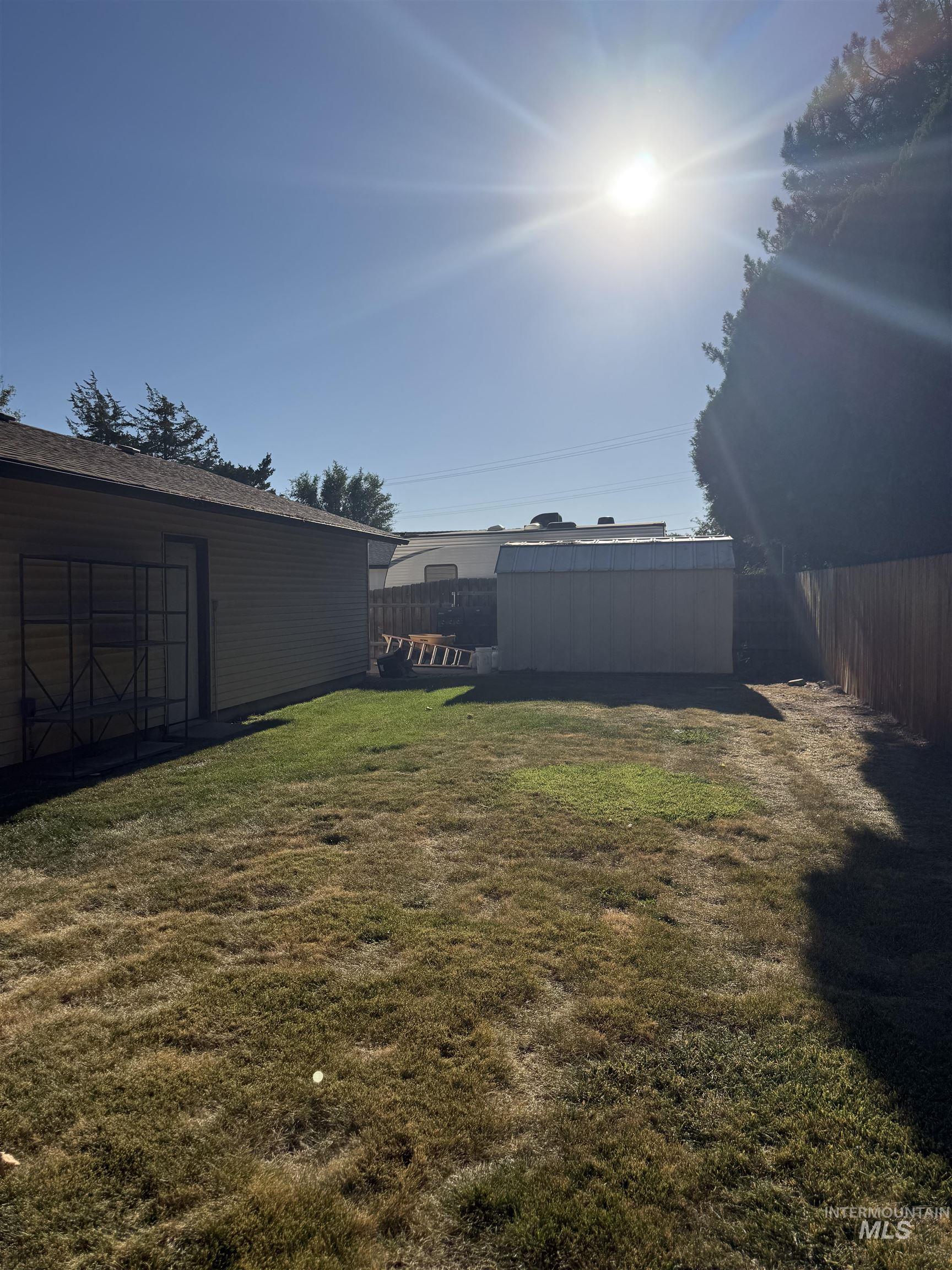 504 Tindall, Mountain Home, Idaho 83647, 3 Bedrooms, 1.5 Bathrooms, Residential For Sale, Price $160,000,MLS 99003076