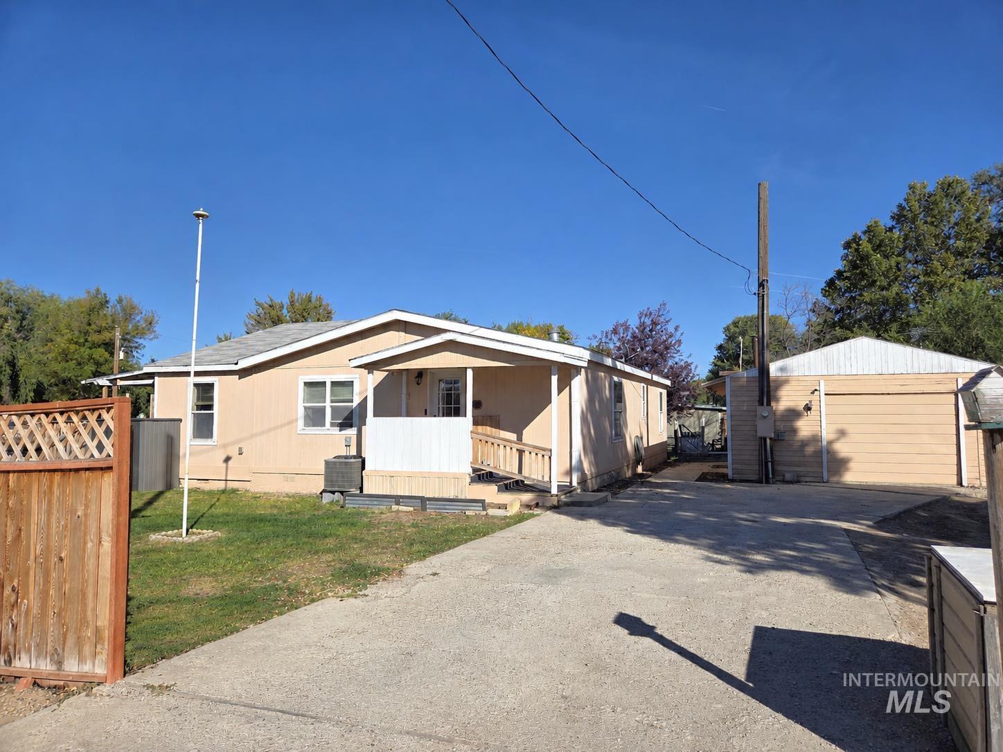 4412 Diane St, Nampa, Idaho 83686, 3 Bedrooms, 2 Bathrooms, Residential For Sale, Price $395,000,MLS 99003077