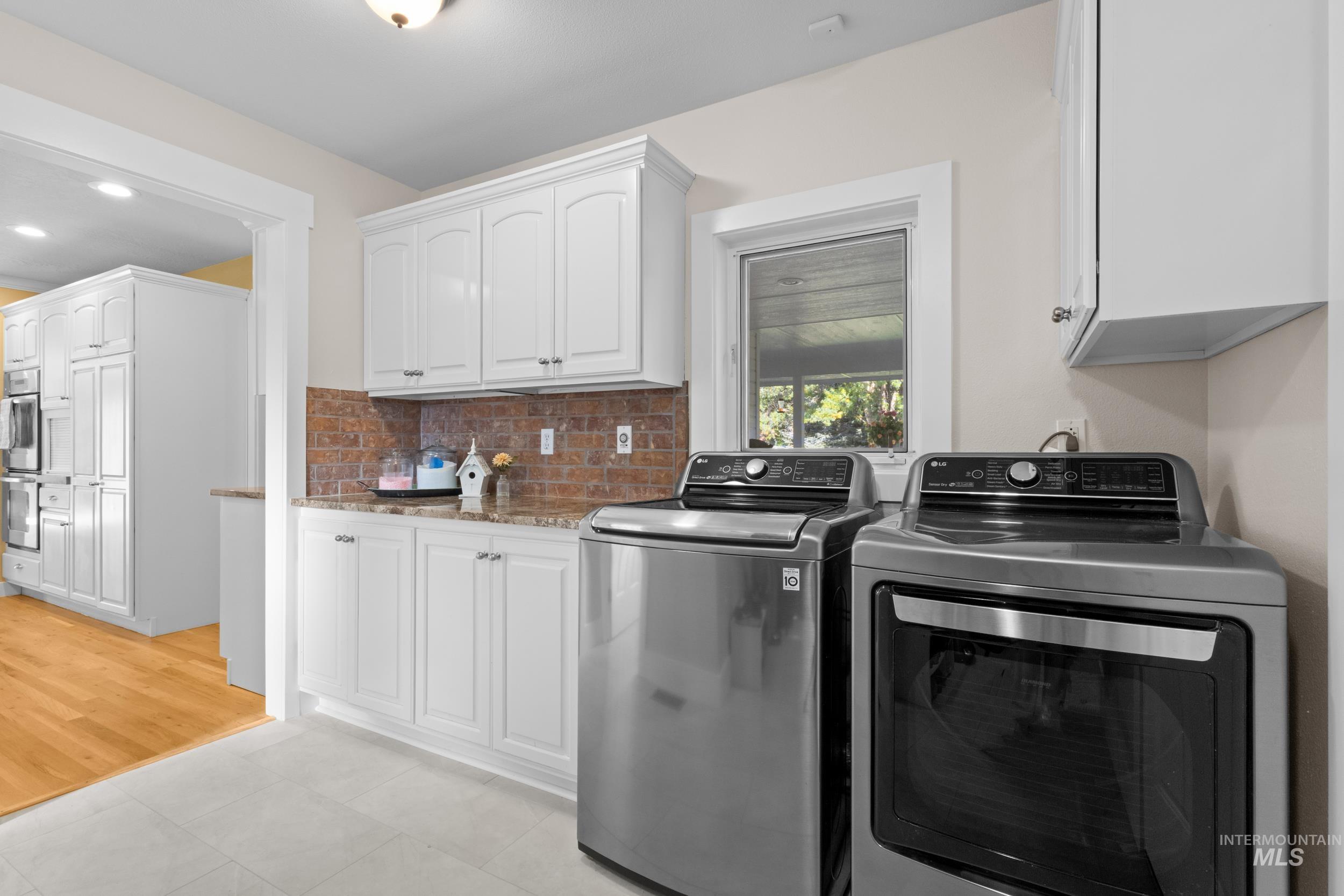 2201 N Canter Place, Eagle, Idaho 83616, 5 Bedrooms, 3.5 Bathrooms, Residential For Sale, Price $1,999,500,MLS 99003079