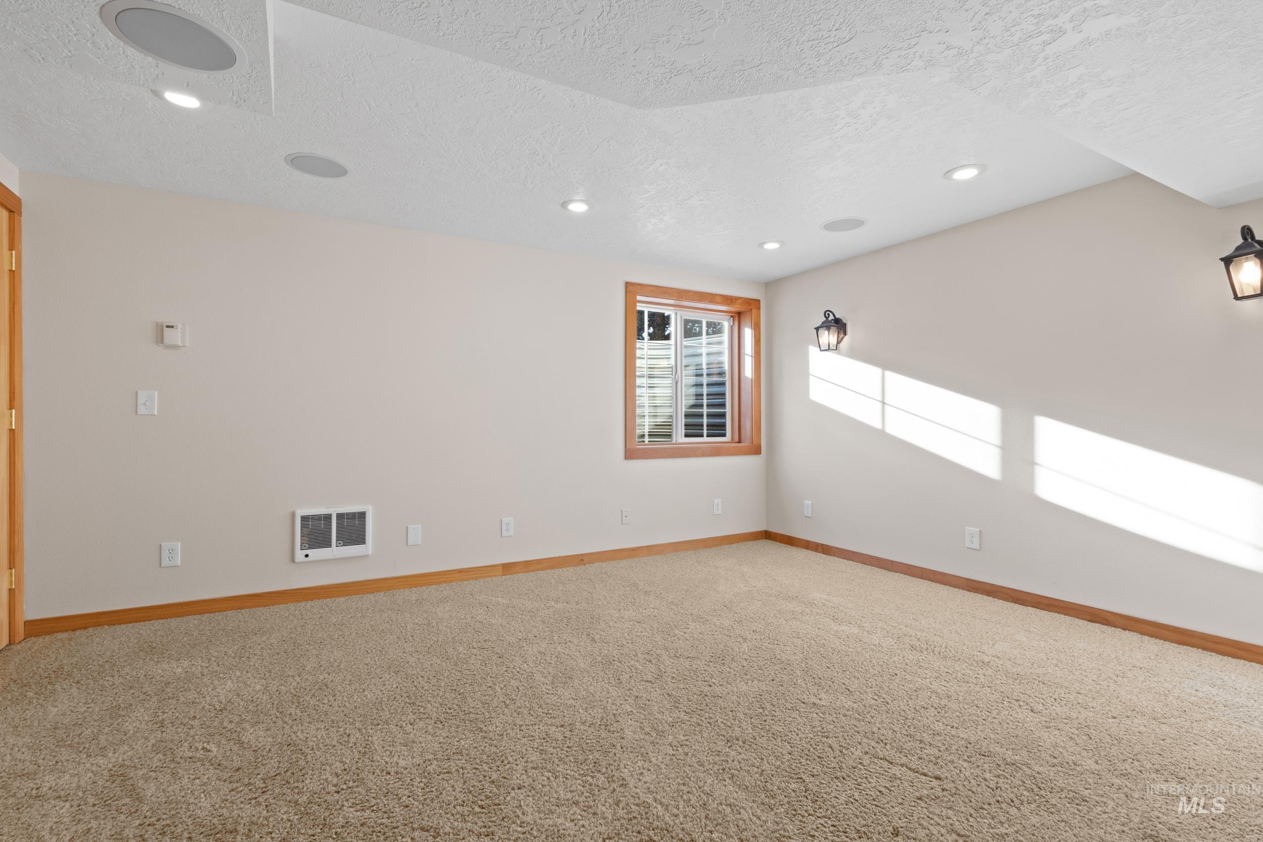 2201 N Canter Place, Eagle, Idaho 83616, 5 Bedrooms, 3.5 Bathrooms, Residential For Sale, Price $1,999,500,MLS 99003079