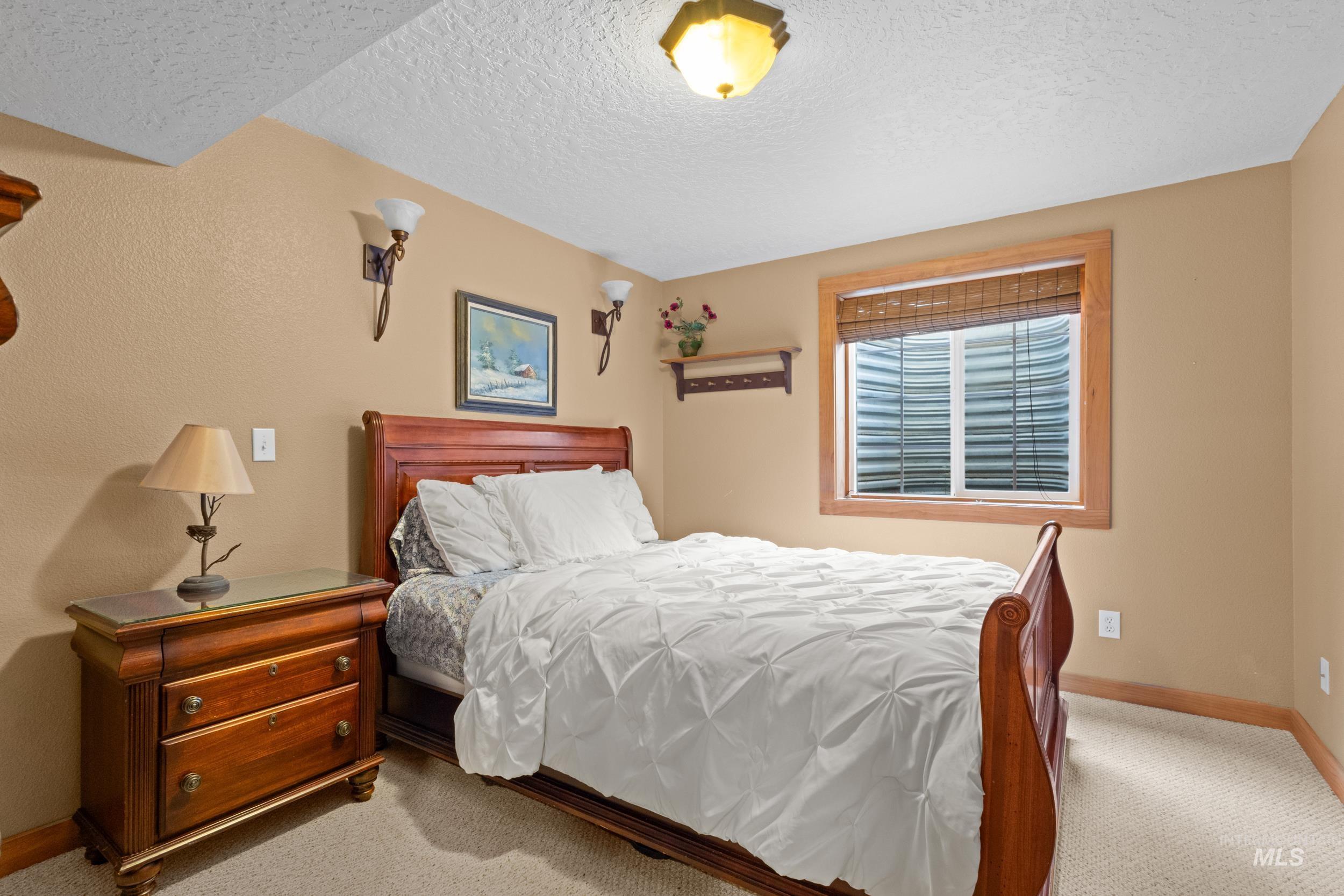2201 N Canter Place, Eagle, Idaho 83616, 5 Bedrooms, 3.5 Bathrooms, Residential For Sale, Price $1,999,500,MLS 99003079