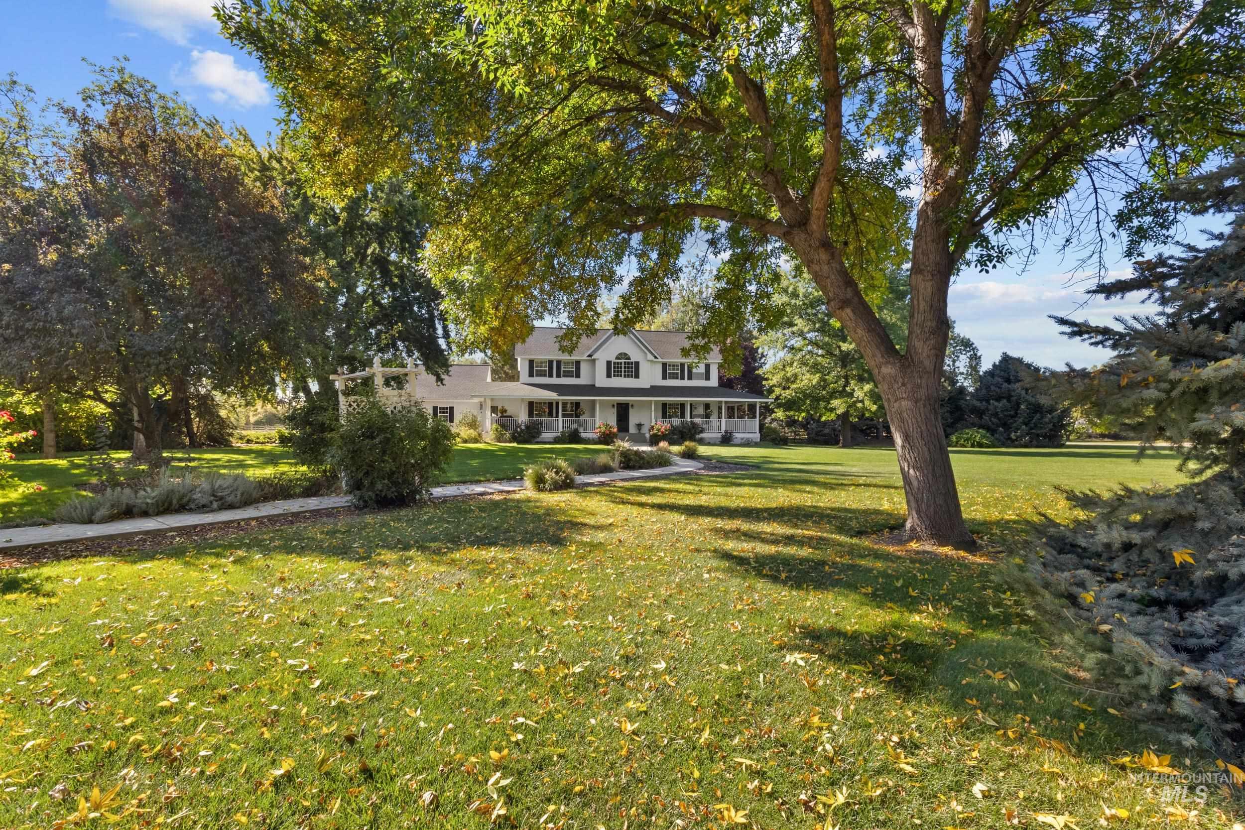 2201 N Canter Place, Eagle, Idaho 83616, 5 Bedrooms, 3.5 Bathrooms, Residential For Sale, Price $1,999,500,MLS 99003079
