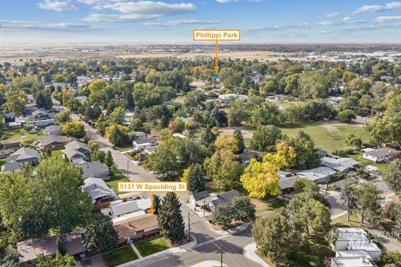 5131 W Spaulding Street, Boise, Idaho 83705, 3 Bedrooms, 1.5 Bathrooms, Residential For Sale, Price $499,900,MLS 99003080