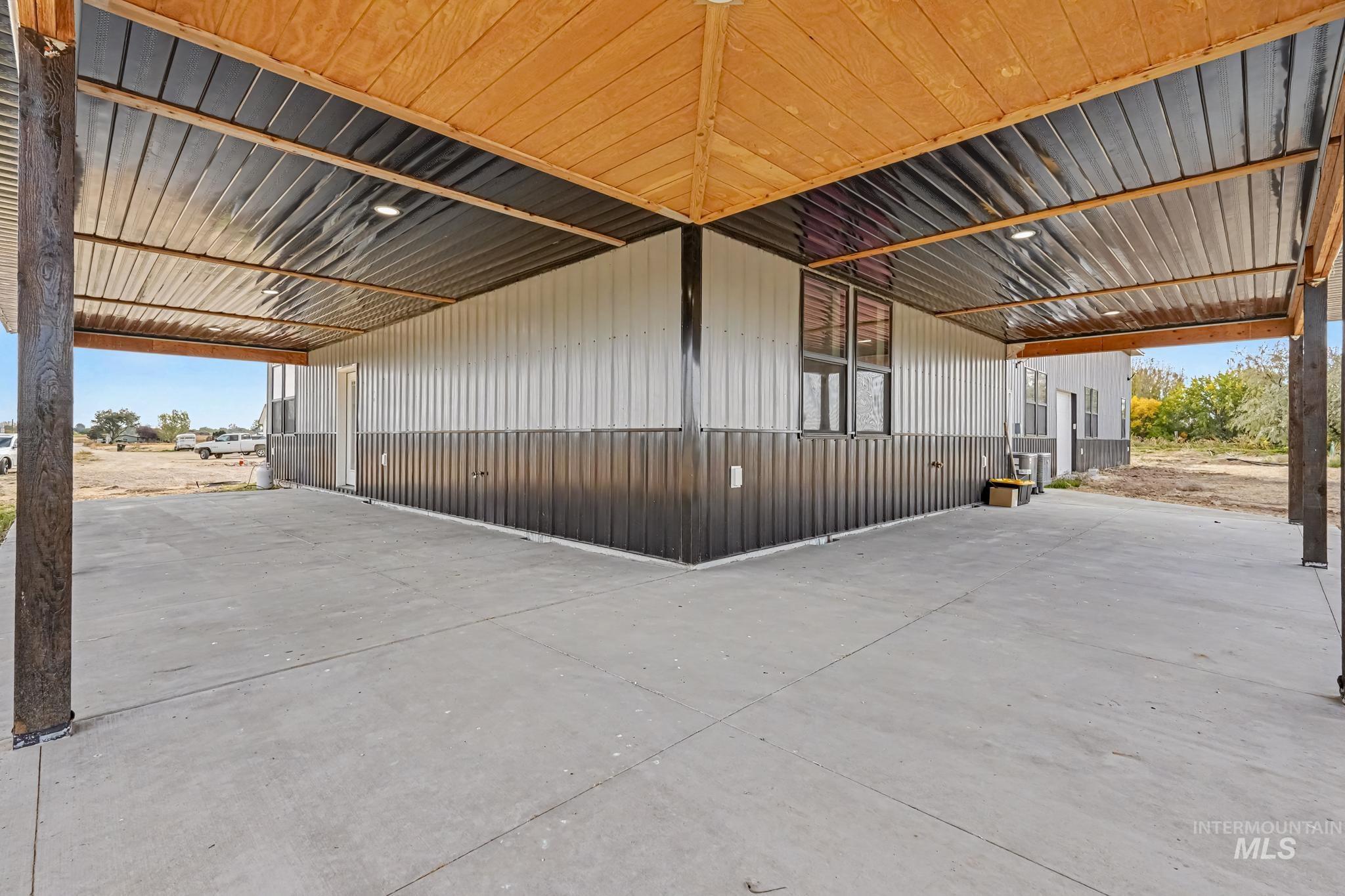 3500 W Grace May Ln, Kuna, Idaho 83634, 3 Bedrooms, 3.5 Bathrooms, Residential For Sale, Price $895,000,MLS 99003081