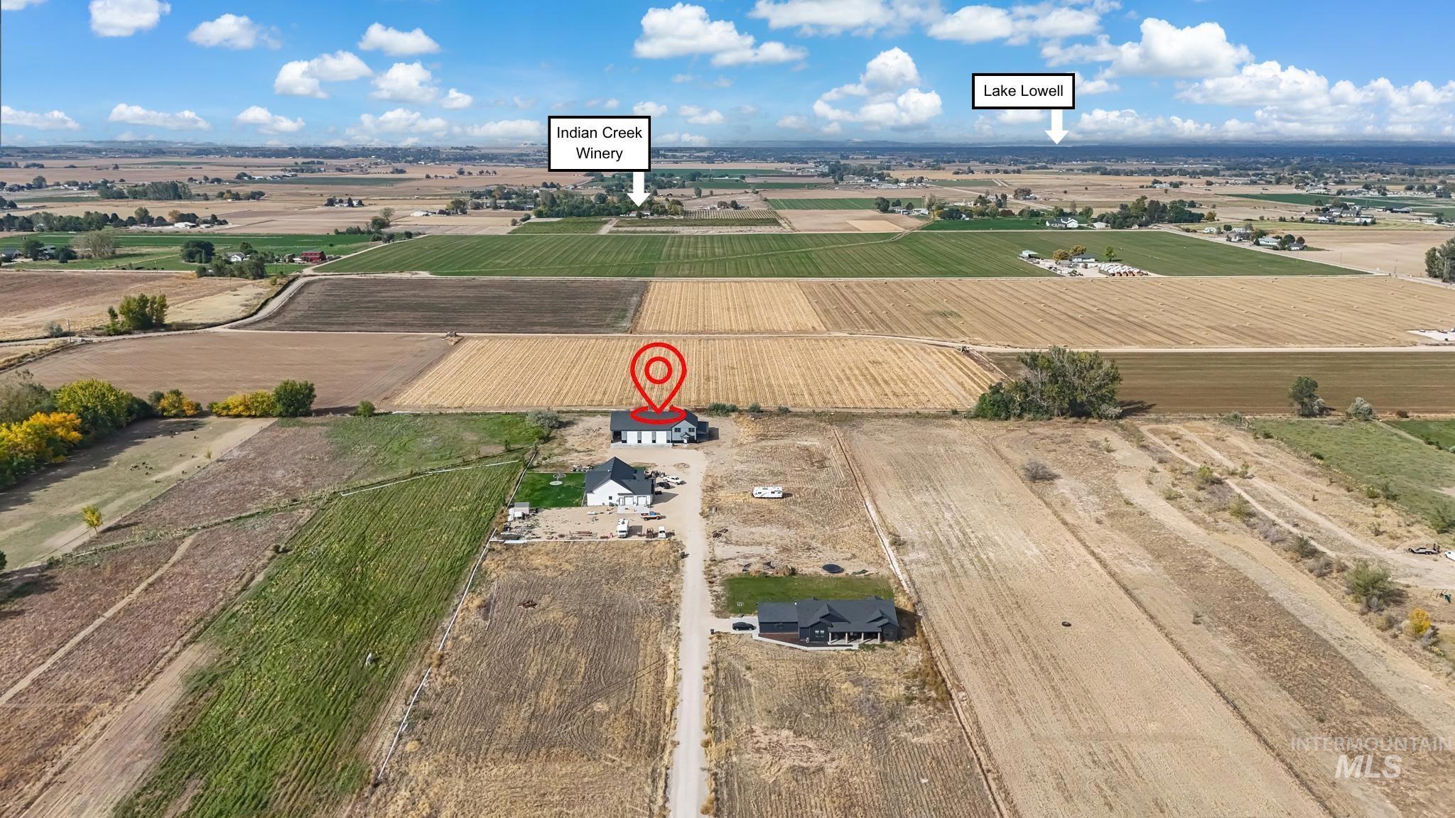 3500 W Grace May Ln, Kuna, Idaho 83634, 3 Bedrooms, 3.5 Bathrooms, Residential For Sale, Price $895,000,MLS 99003081