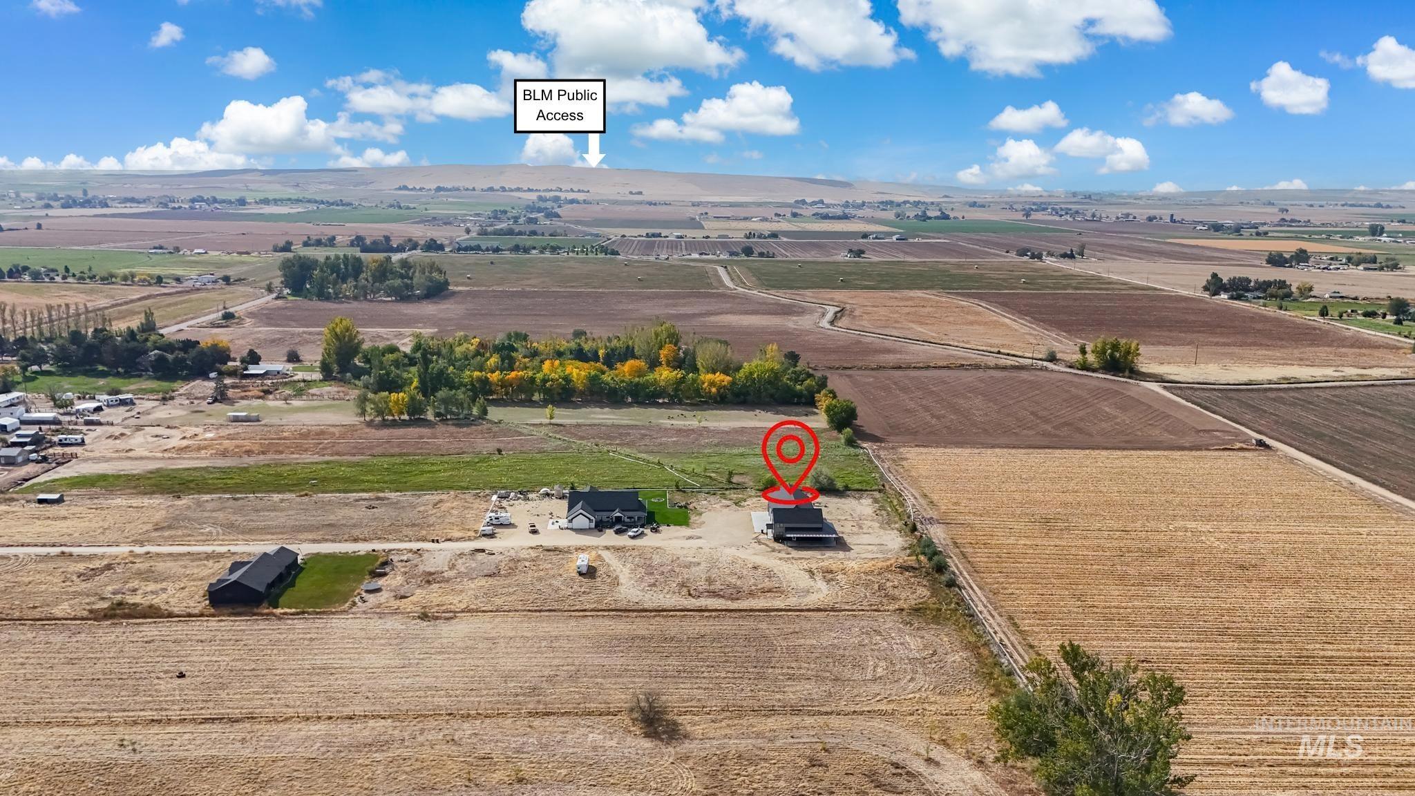 3500 W Grace May Ln, Kuna, Idaho 83634, 3 Bedrooms, 3.5 Bathrooms, Residential For Sale, Price $895,000,MLS 99003081