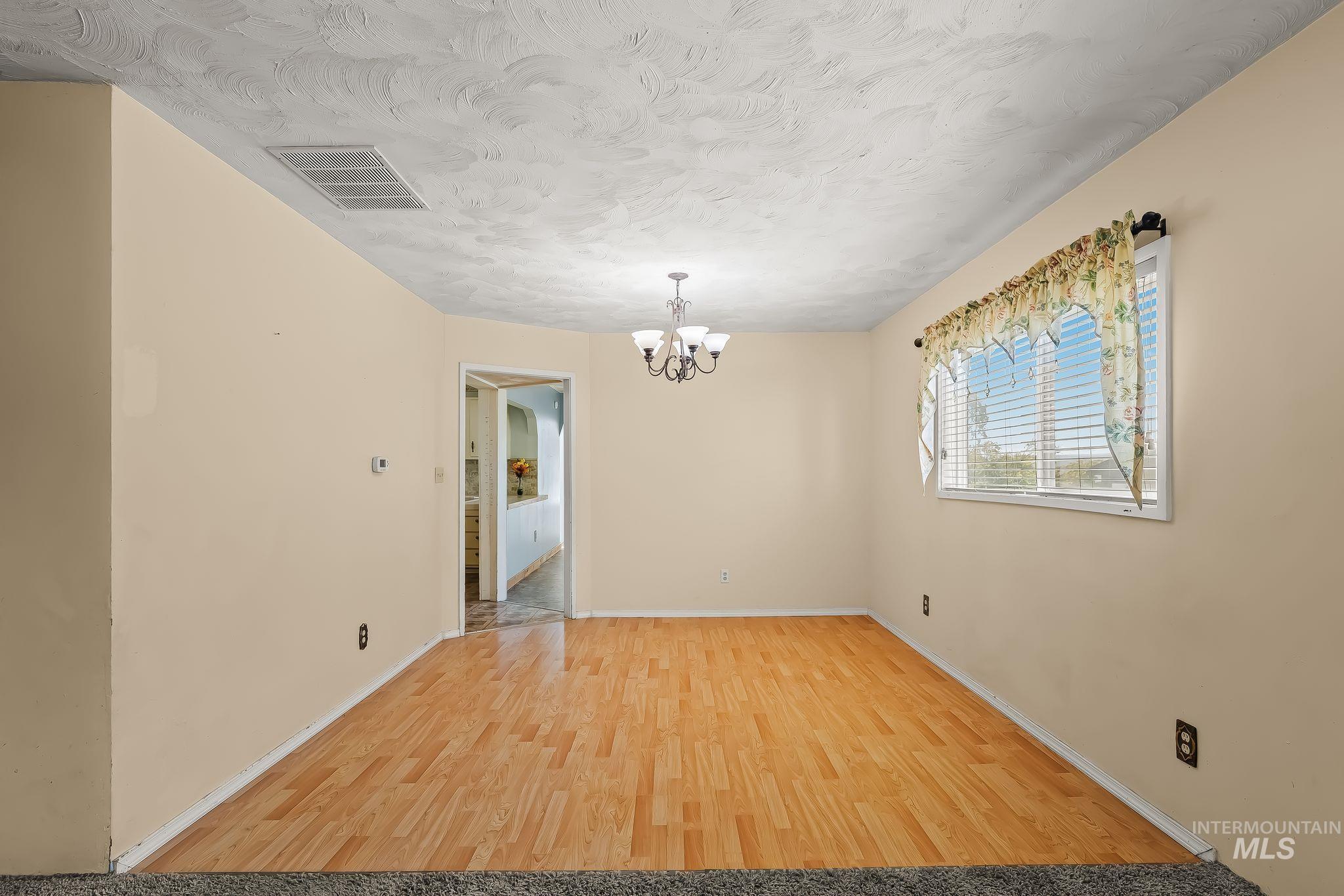 1344 Hemlock Ave, Lewiston, Idaho 83501, 3 Bedrooms, 2 Bathrooms, Residential For Sale, Price $404,000,MLS 99003082