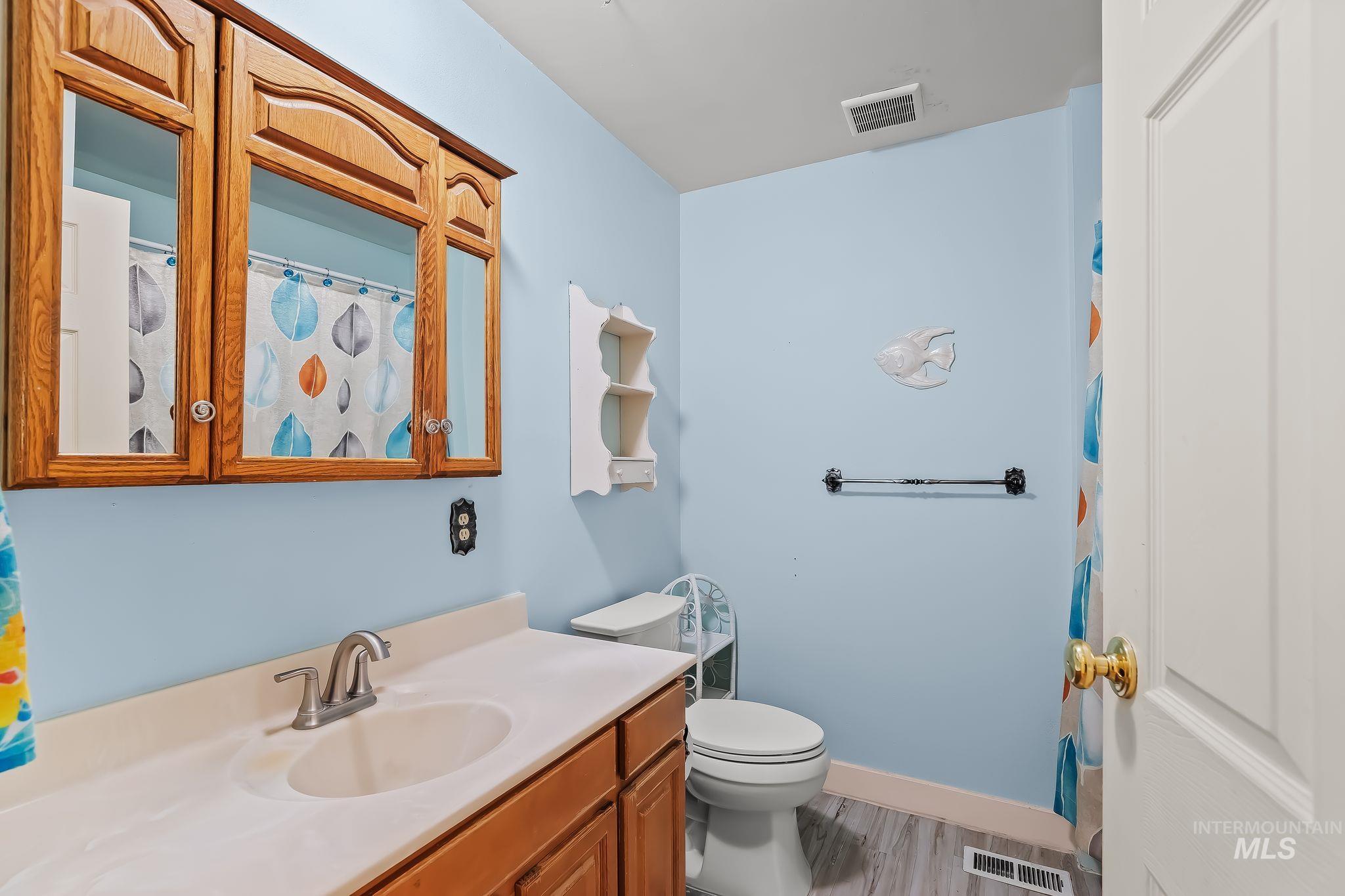 1344 Hemlock Ave, Lewiston, Idaho 83501, 3 Bedrooms, 2 Bathrooms, Residential For Sale, Price $404,000,MLS 99003082