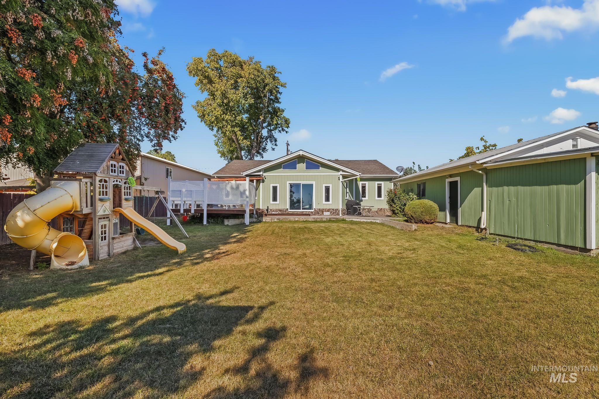 1344 Hemlock Ave, Lewiston, Idaho 83501, 3 Bedrooms, 2 Bathrooms, Residential For Sale, Price $404,000,MLS 99003082