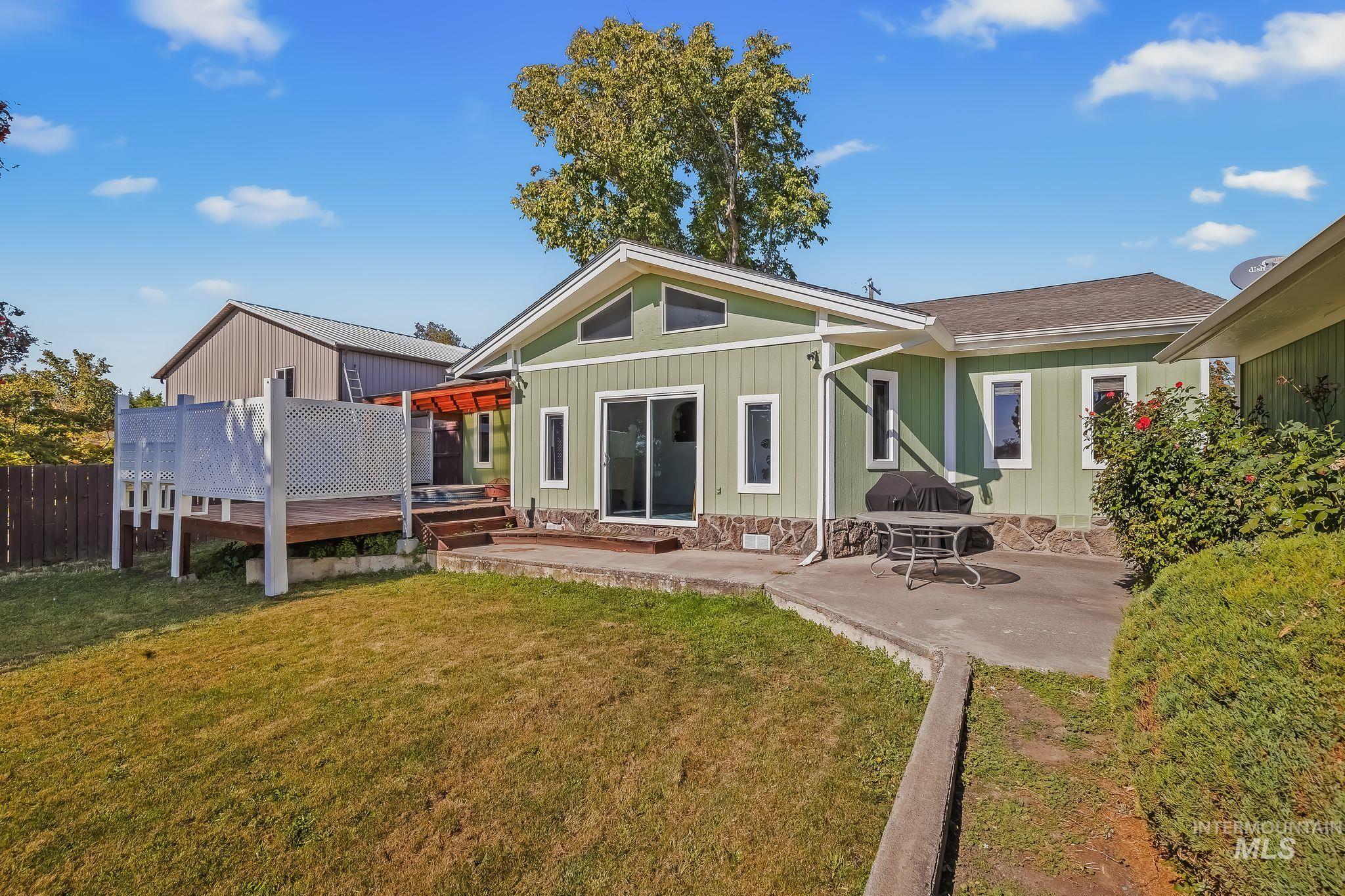 1344 Hemlock Ave, Lewiston, Idaho 83501, 3 Bedrooms, 2 Bathrooms, Residential For Sale, Price $404,000,MLS 99003082