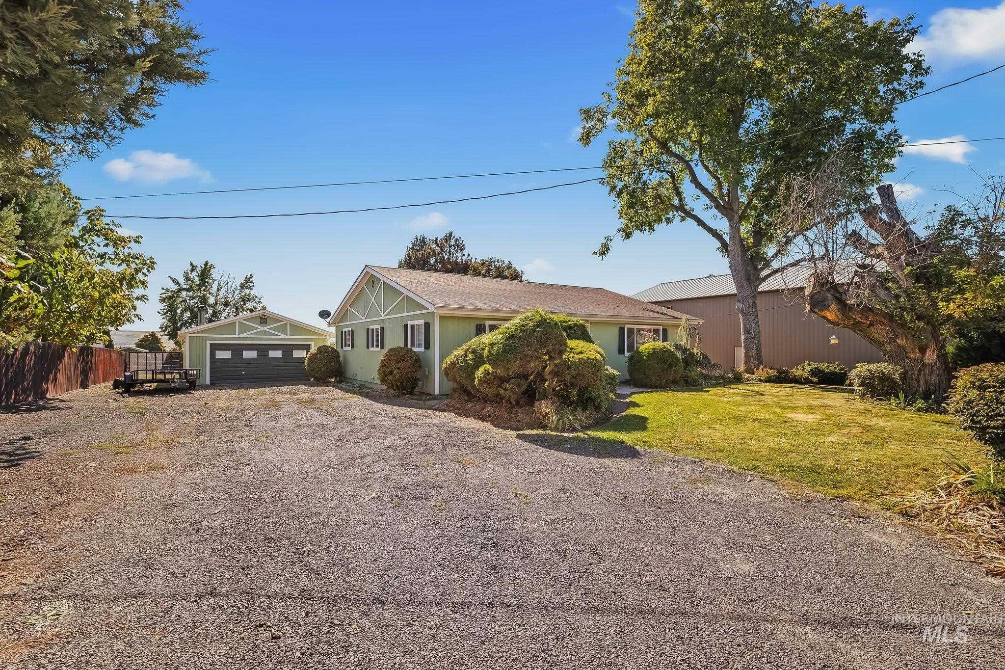 1344 Hemlock Ave, Lewiston, Idaho 83501, 3 Bedrooms, 2 Bathrooms, Residential For Sale, Price $404,000,MLS 99003082