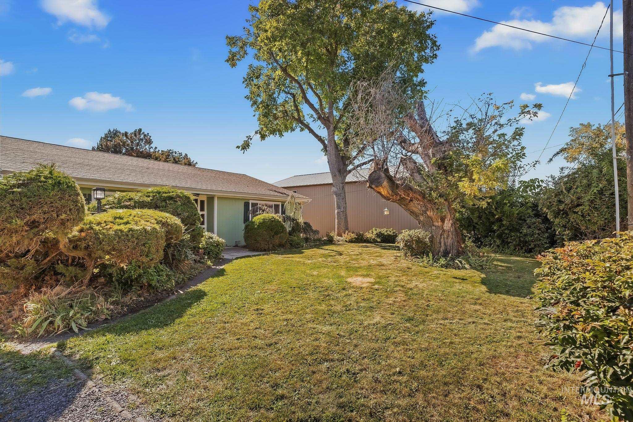 1344 Hemlock Ave, Lewiston, Idaho 83501, 3 Bedrooms, 2 Bathrooms, Residential For Sale, Price $404,000,MLS 99003082