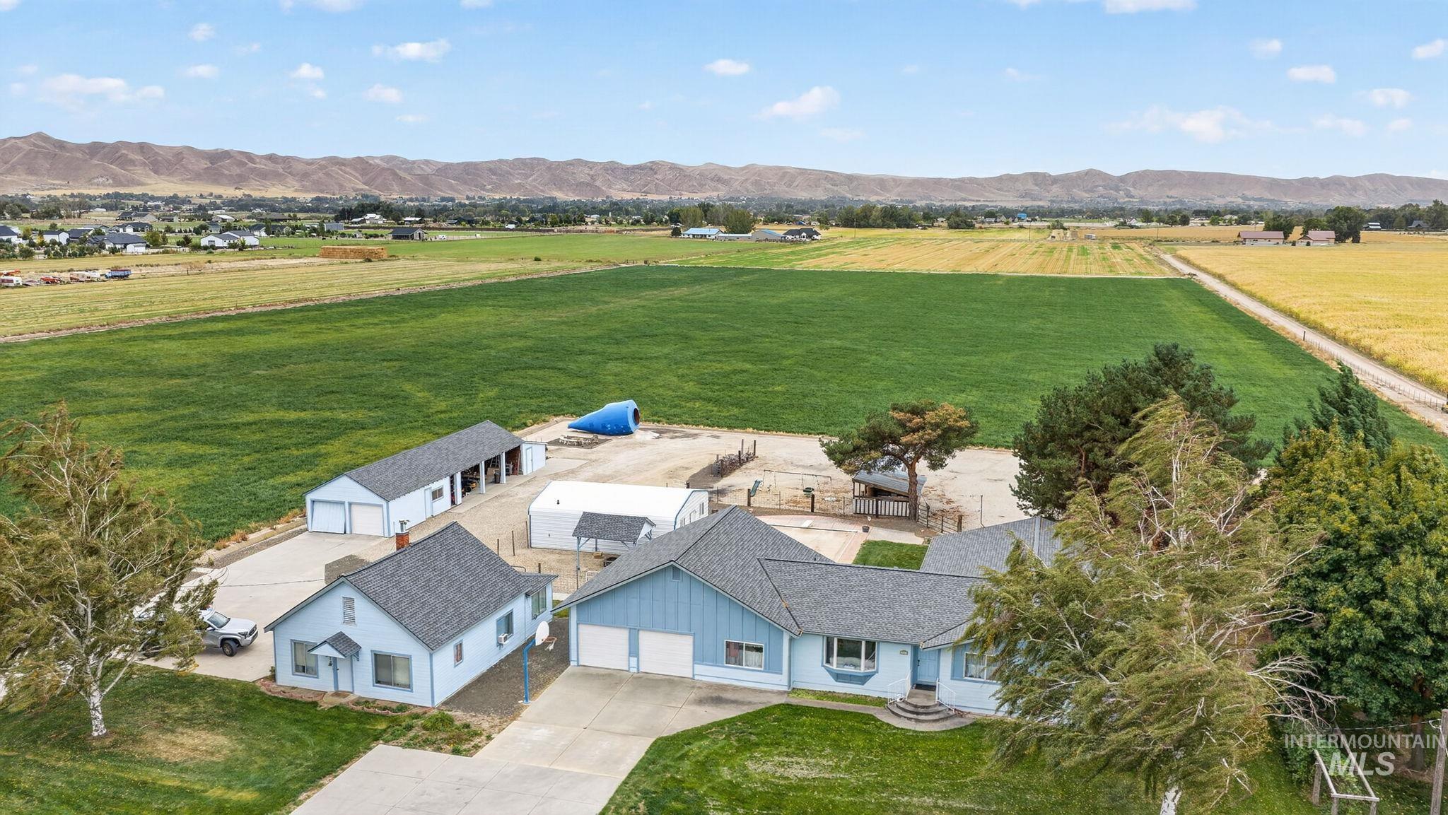 955 E Black Canyon Hwy, Emmett, Idaho 83617, 5 Bedrooms, 2 Bathrooms, Residential For Sale, Price $1,321,454,MLS 99003086