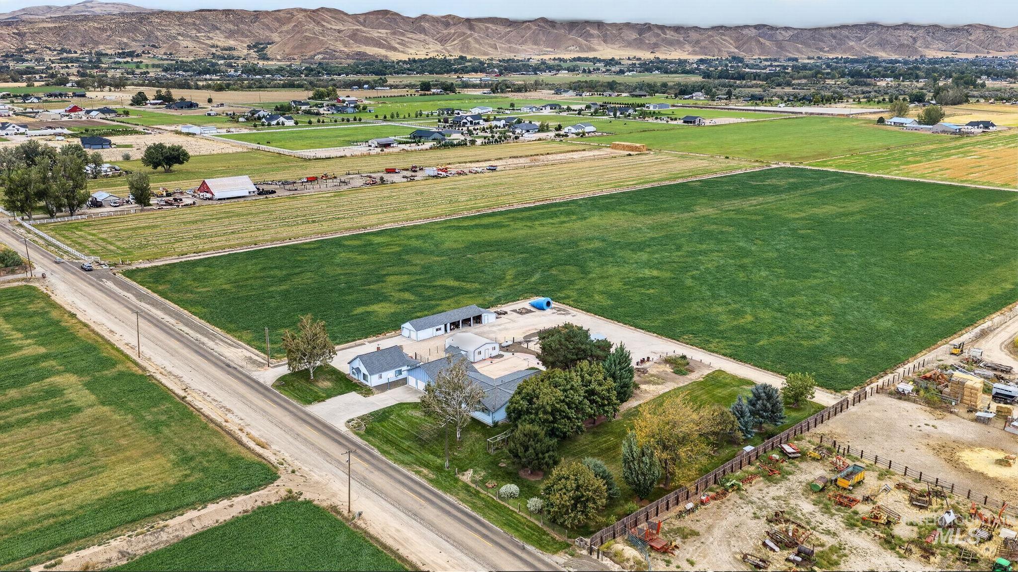 955 E Black Canyon Hwy, Emmett, Idaho 83617, 5 Bedrooms, 2 Bathrooms, Residential For Sale, Price $1,321,454,MLS 99003086