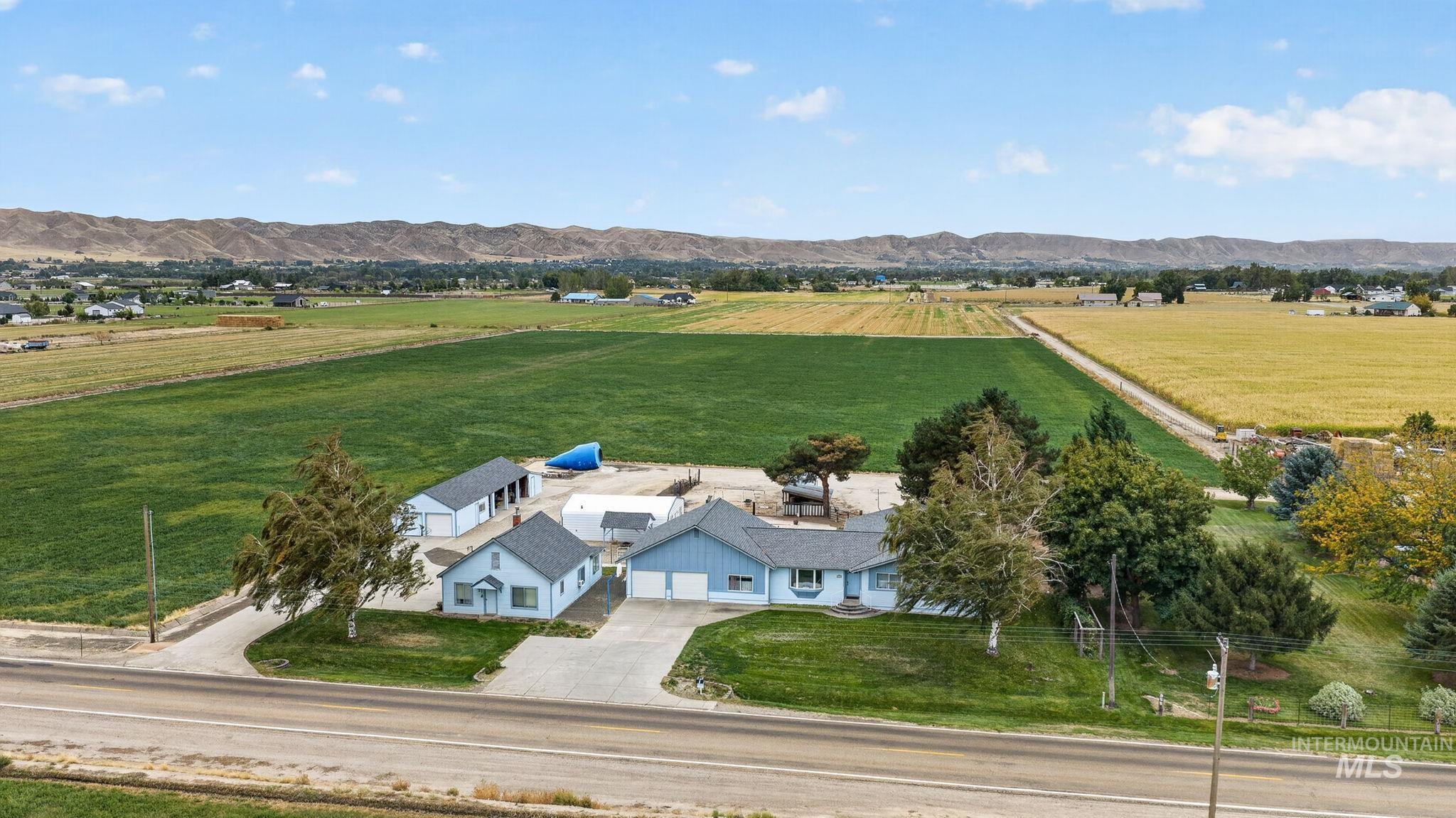955 E Black Canyon Hwy, Emmett, Idaho 83617, 5 Bedrooms, 2 Bathrooms, Residential For Sale, Price $1,321,454,MLS 99003086