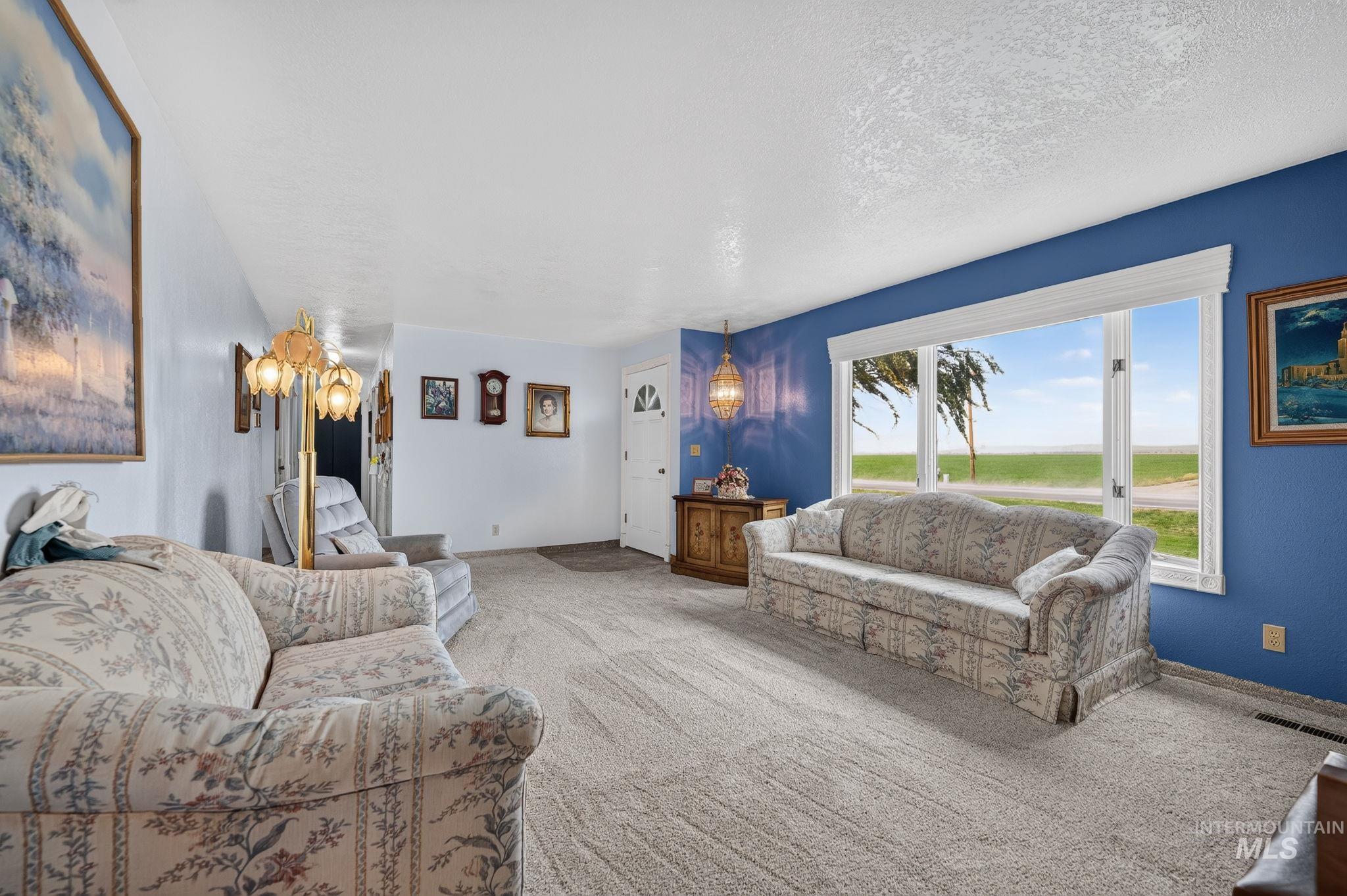 955 E Black Canyon Hwy, Emmett, Idaho 83617, 5 Bedrooms, 2 Bathrooms, Residential For Sale, Price $1,321,454,MLS 99003086