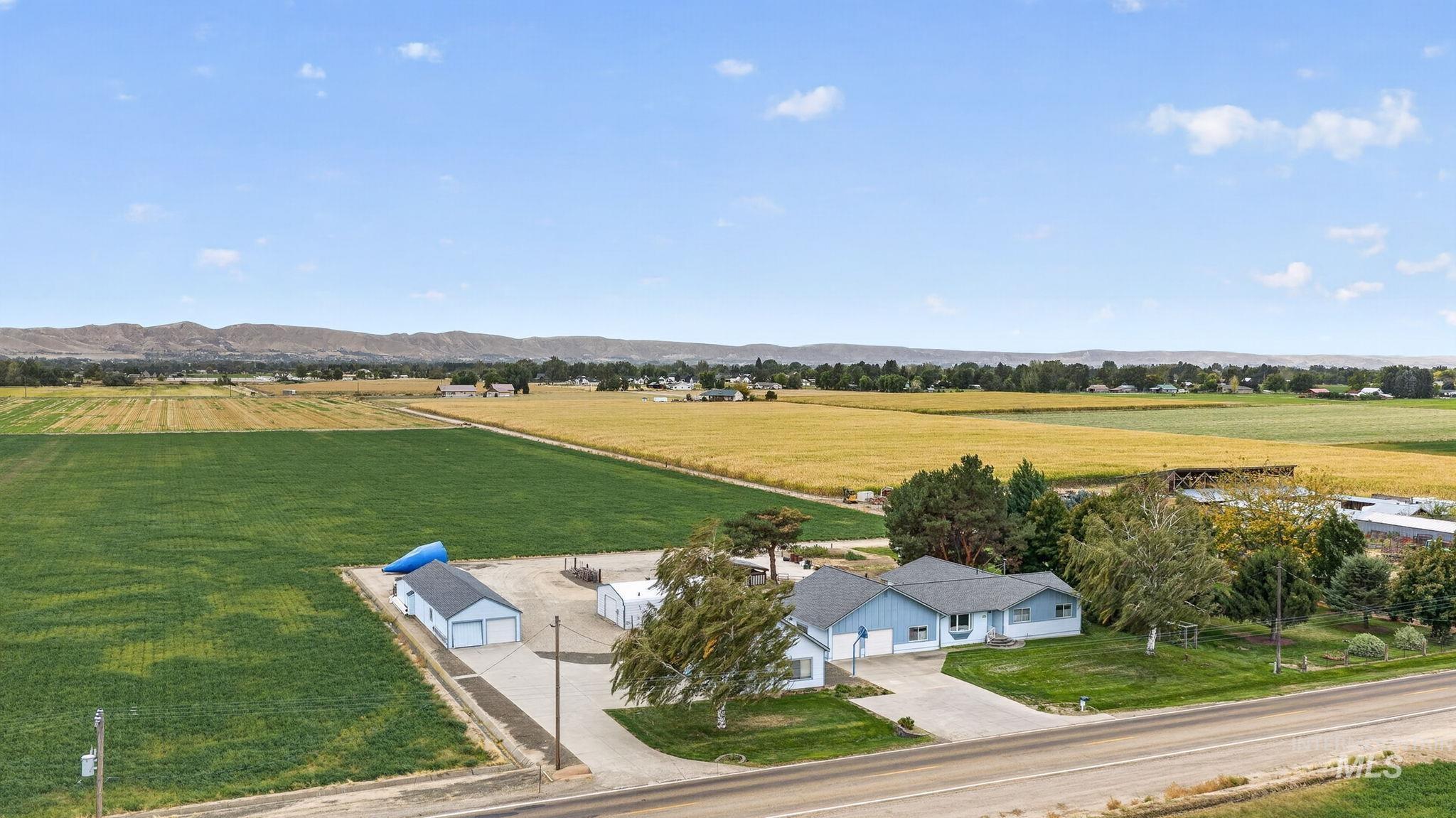 955 E Black Canyon Hwy, Emmett, Idaho 83617, 5 Bedrooms, 2 Bathrooms, Residential For Sale, Price $1,321,454,MLS 99003086