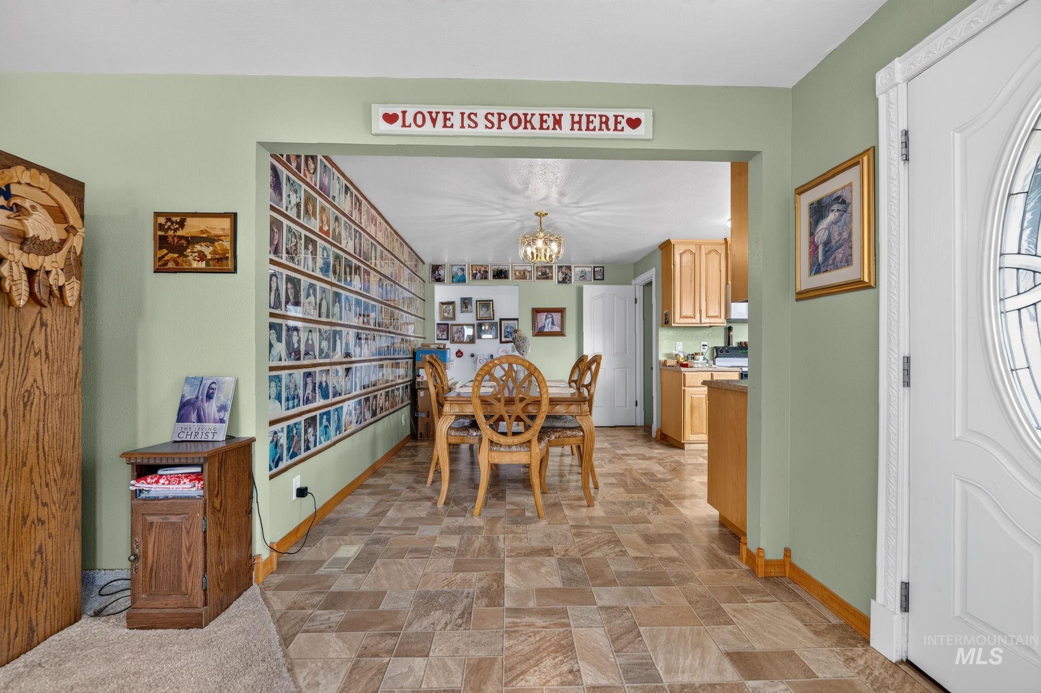 955 E Black Canyon Hwy, Emmett, Idaho 83617, 5 Bedrooms, 2 Bathrooms, Residential For Sale, Price $1,321,454,MLS 99003086