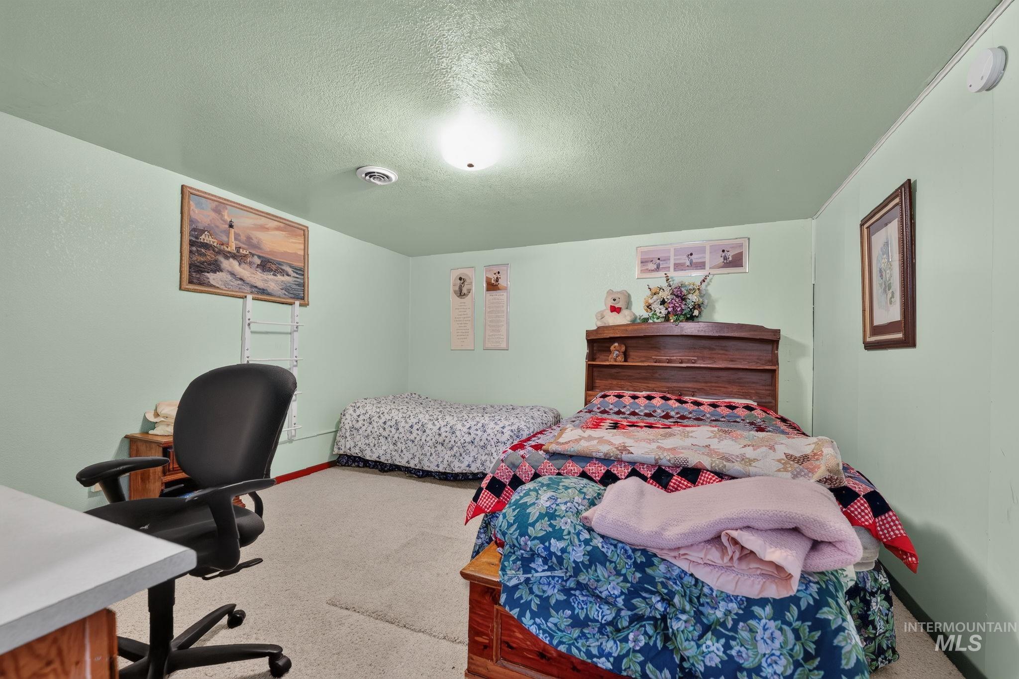 955 E Black Canyon Hwy, Emmett, Idaho 83617, 5 Bedrooms, 2 Bathrooms, Residential For Sale, Price $1,321,454,MLS 99003086