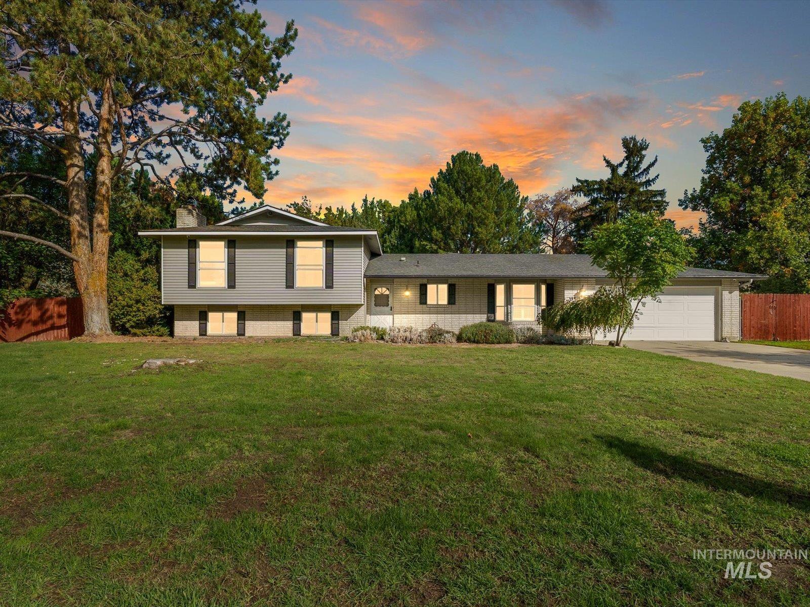 12508 W Freedom Dr, Boise, Idaho 83713, 4 Bedrooms, 3 Bathrooms, Residential For Sale, Price $690,000,MLS 99003089
