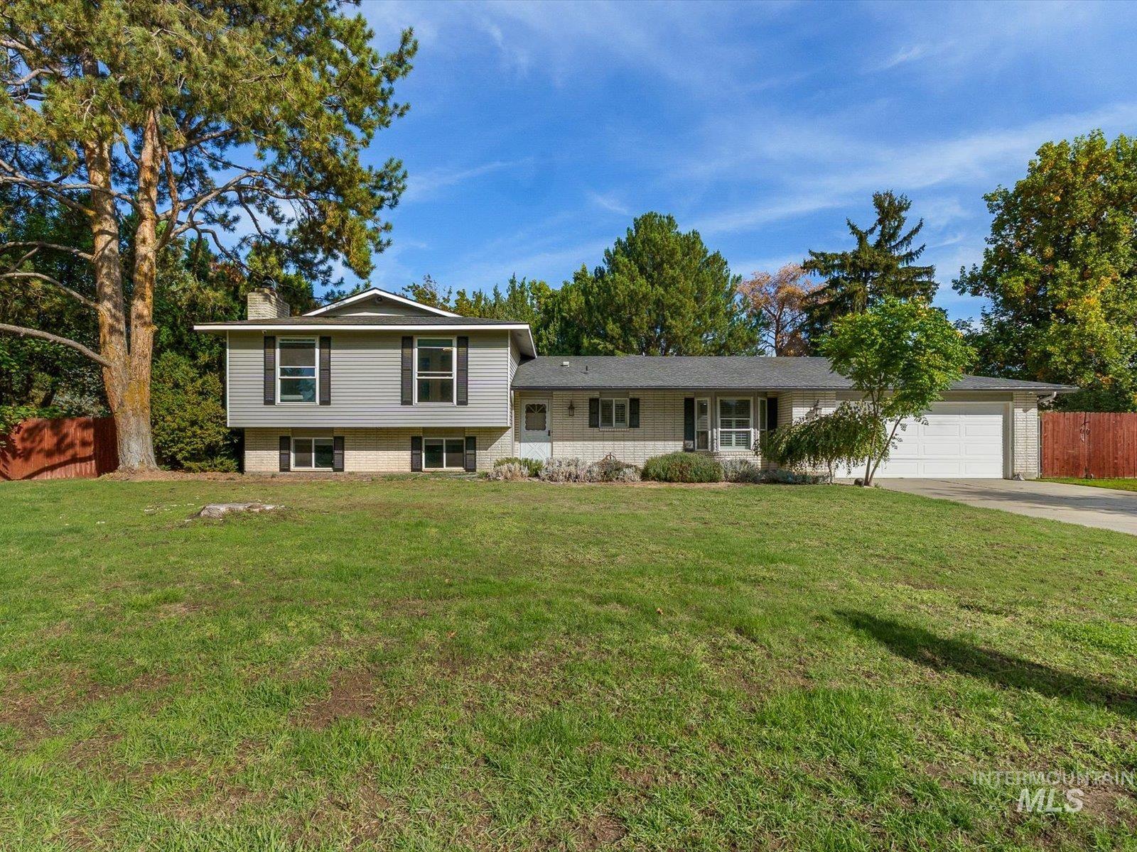 12508 W Freedom Dr, Boise, Idaho 83713, 4 Bedrooms, 3 Bathrooms, Residential For Sale, Price $690,000,MLS 99003089
