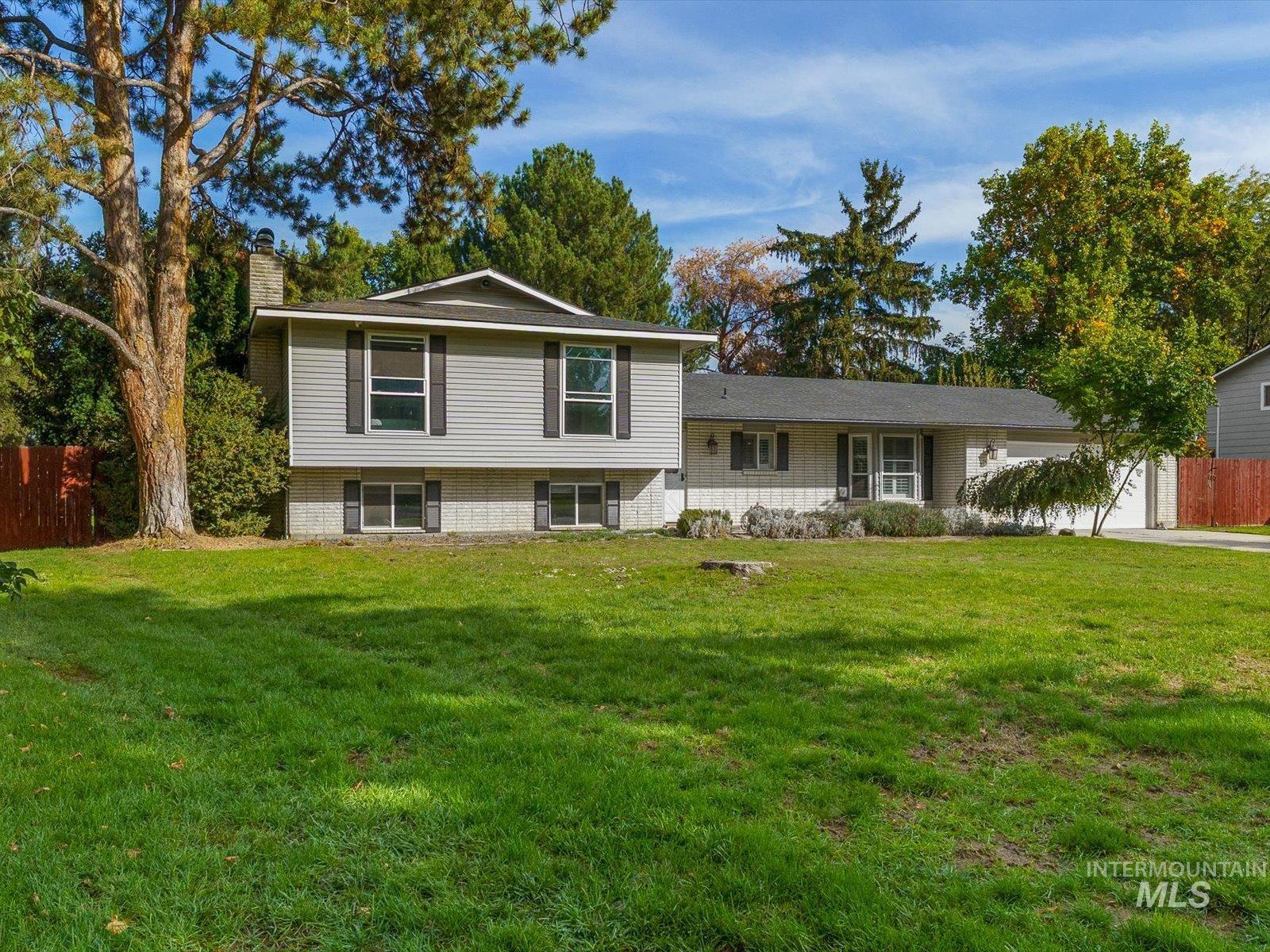 12508 W Freedom Dr, Boise, Idaho 83713, 4 Bedrooms, 3 Bathrooms, Residential For Sale, Price $690,000,MLS 99003089