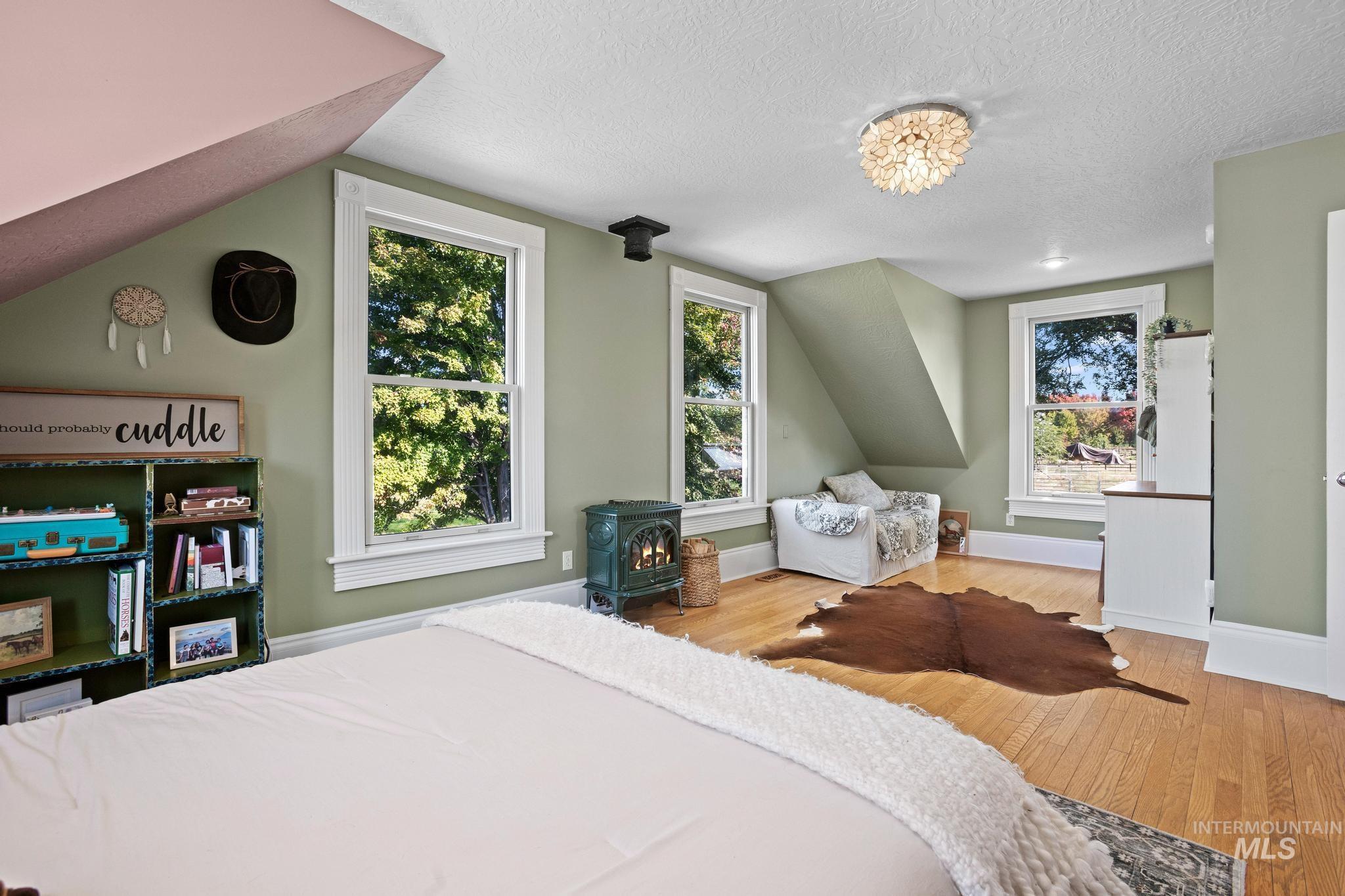 278 E Beacon Light Rd, Eagle, Idaho 83616, 2 Bedrooms, 2.5 Bathrooms, Residential For Sale, Price $1,200,000,MLS 99003092