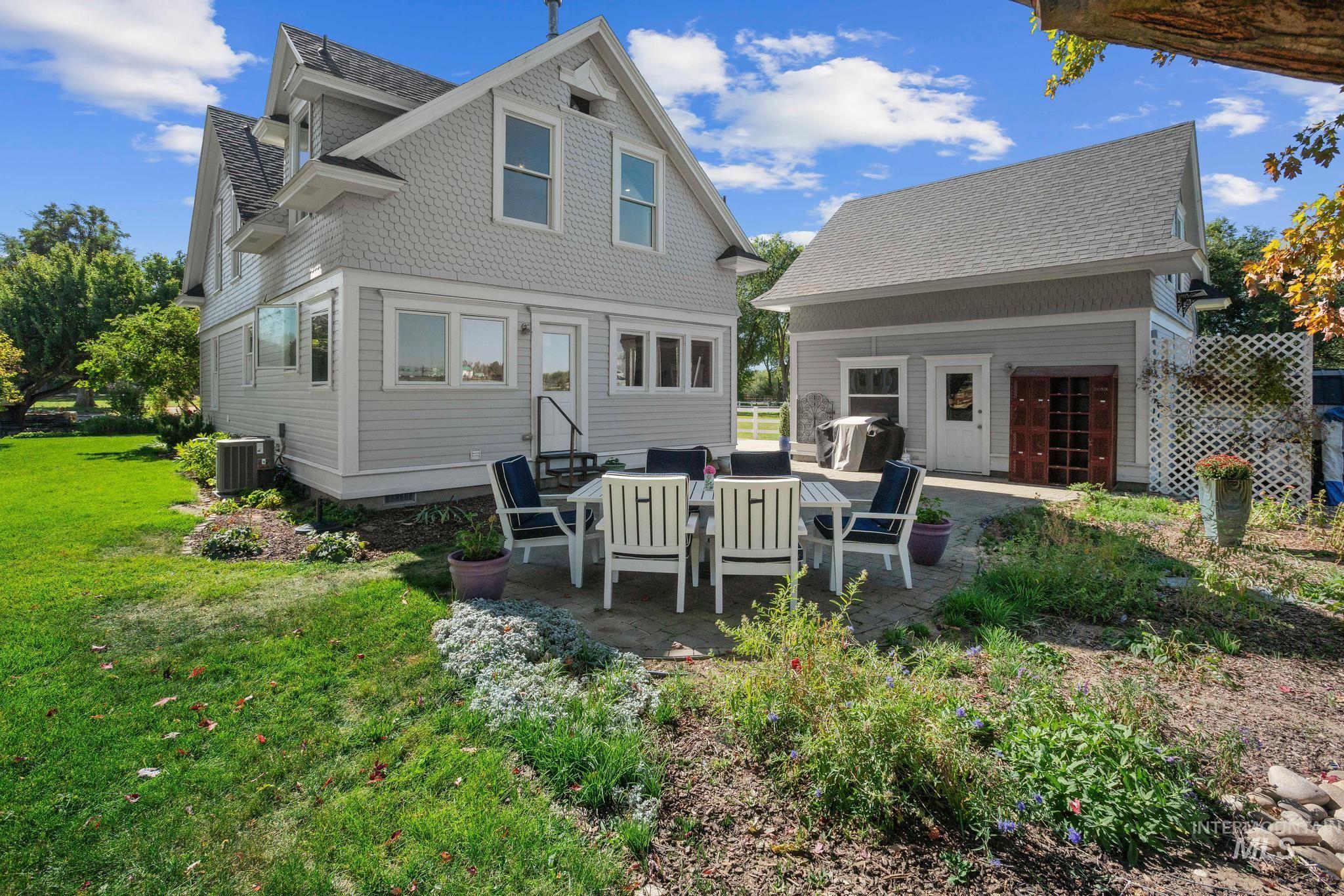 278 E Beacon Light Rd, Eagle, Idaho 83616, 2 Bedrooms, 2.5 Bathrooms, Residential For Sale, Price $1,200,000,MLS 99003092