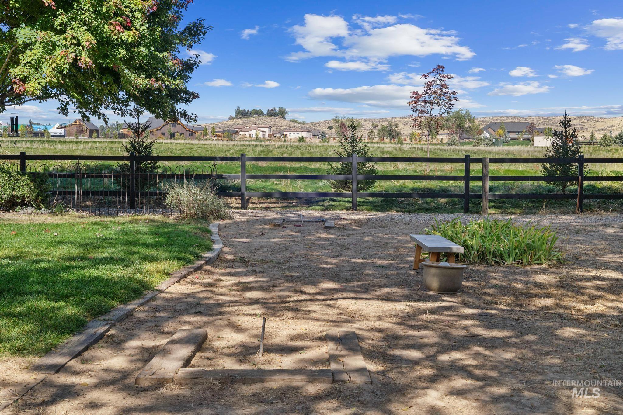 278 E Beacon Light Rd, Eagle, Idaho 83616, 2 Bedrooms, 2.5 Bathrooms, Residential For Sale, Price $1,200,000,MLS 99003092