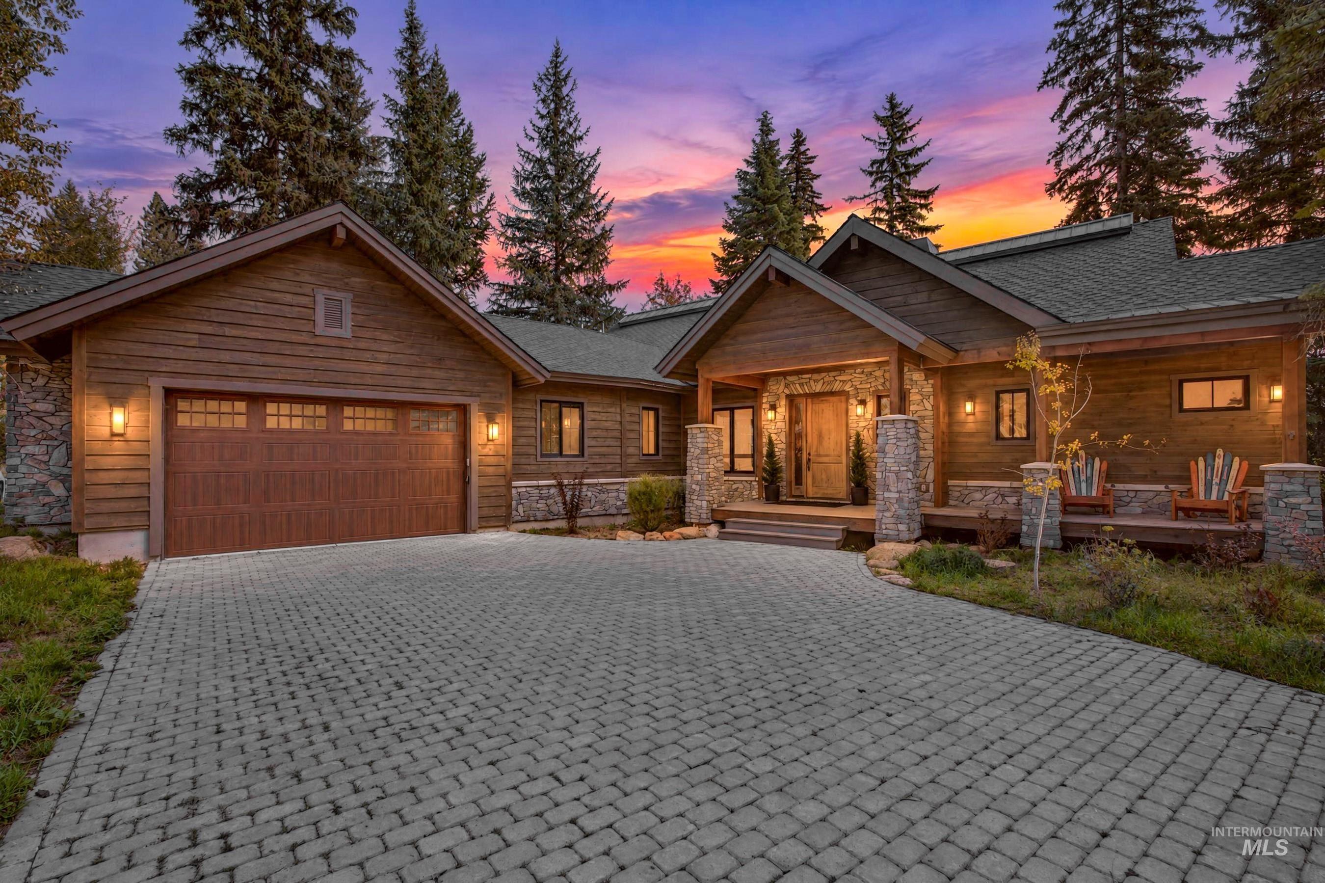 86 Sugarloaf Place, Donnelly, Idaho 83615, 4 Bedrooms, 3.5 Bathrooms, Residential For Sale, Price $2,500,000,MLS 99003093