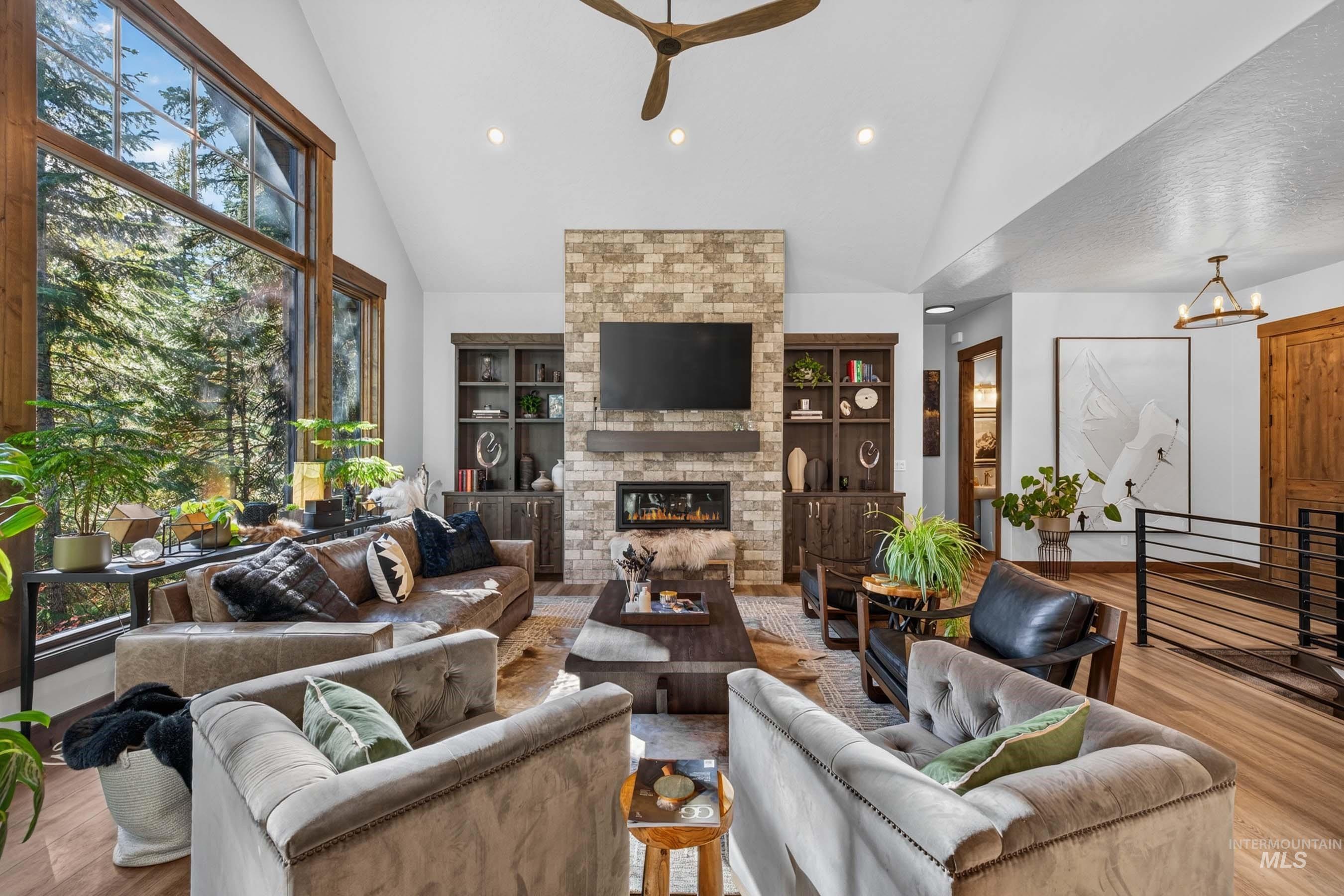 86 Sugarloaf Place, Donnelly, Idaho 83615, 4 Bedrooms, 3.5 Bathrooms, Residential For Sale, Price $2,500,000,MLS 99003093