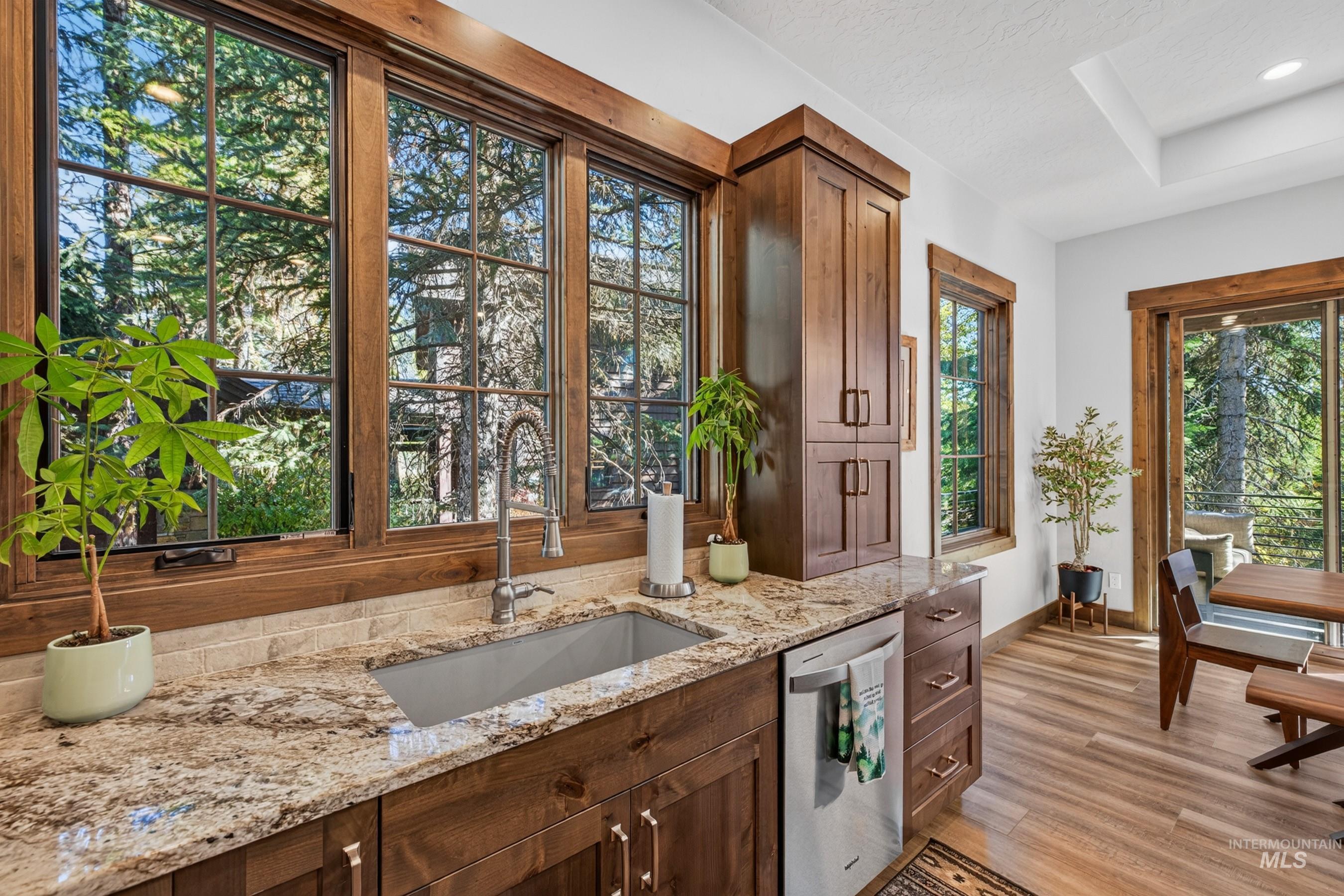 86 Sugarloaf Place, Donnelly, Idaho 83615, 4 Bedrooms, 3.5 Bathrooms, Residential For Sale, Price $2,500,000,MLS 99003093