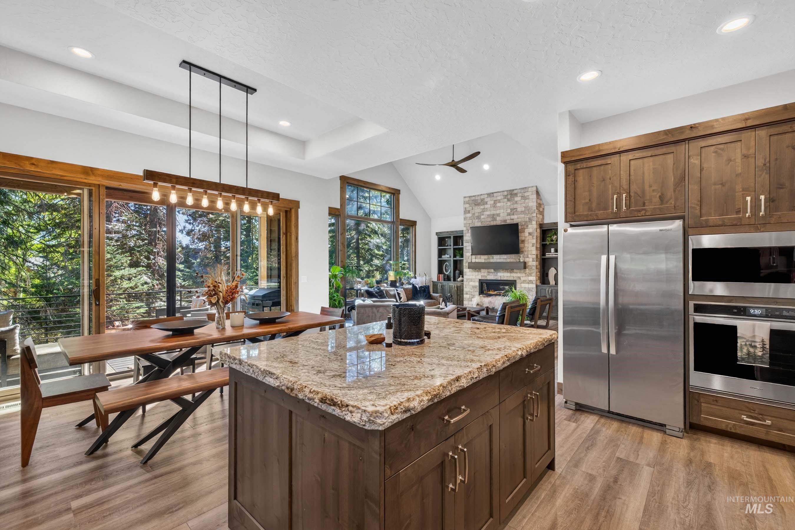 86 Sugarloaf Place, Donnelly, Idaho 83615, 4 Bedrooms, 3.5 Bathrooms, Residential For Sale, Price $2,500,000,MLS 99003093