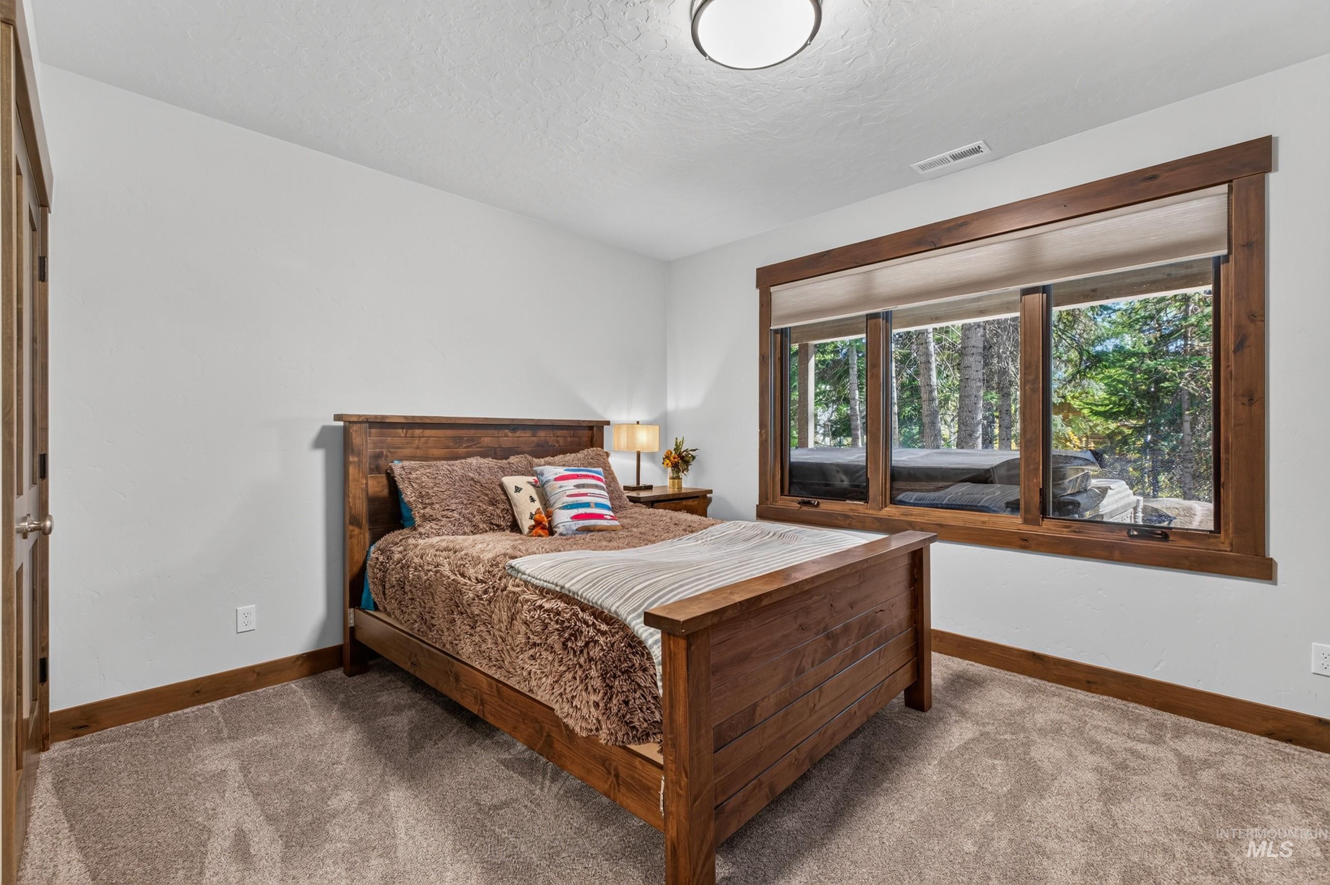 86 Sugarloaf Place, Donnelly, Idaho 83615, 4 Bedrooms, 3.5 Bathrooms, Residential For Sale, Price $2,500,000,MLS 99003093
