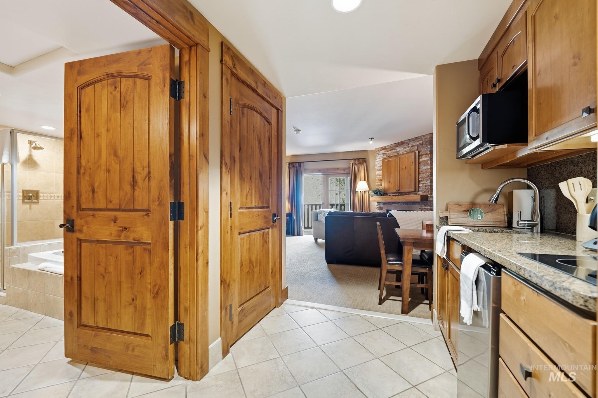 75 Arling Center, Donnelly, Idaho 83615, 1 Bathroom, Residential For Sale, Price $475,000,MLS 99003094
