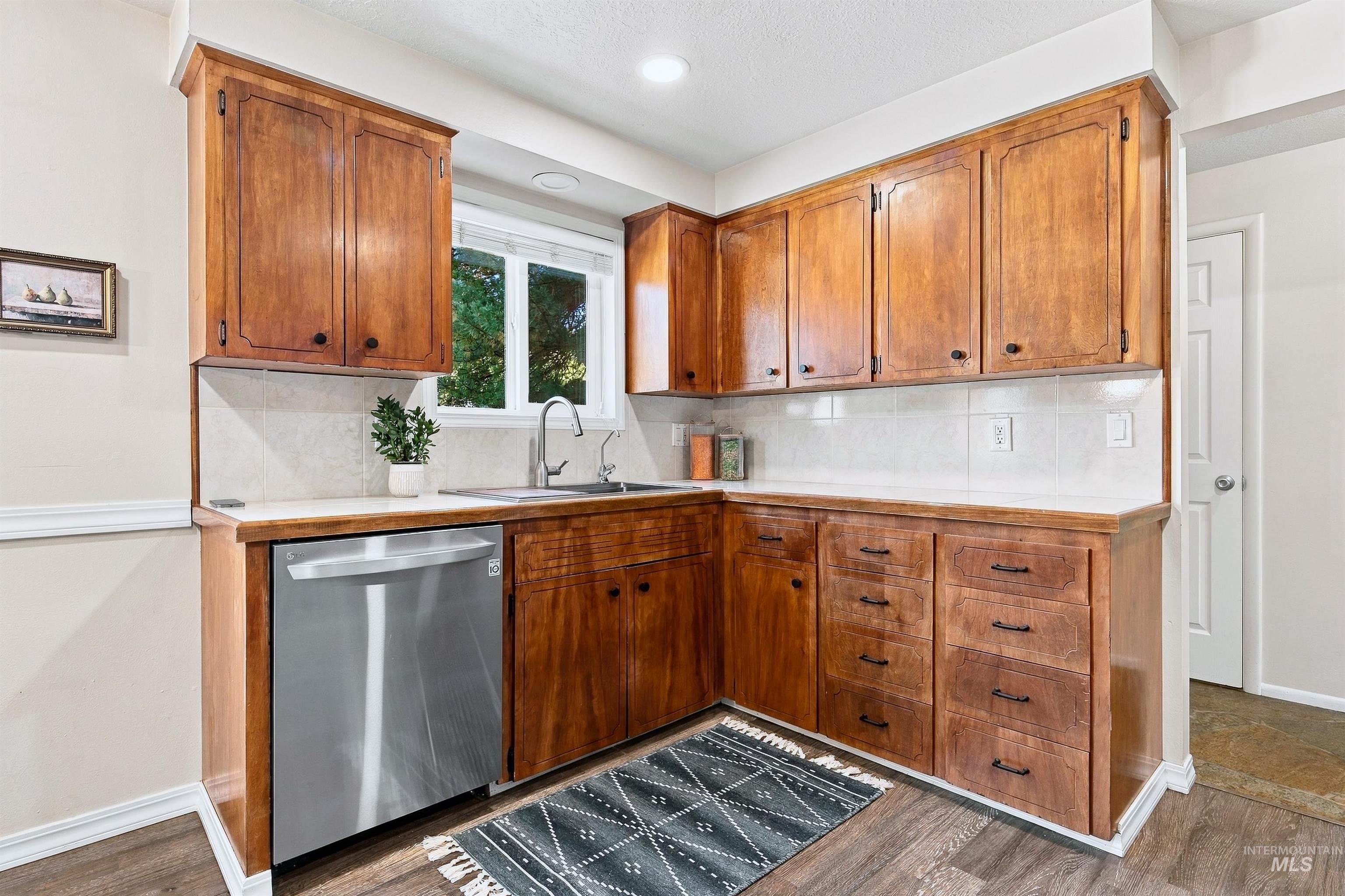 10909 W Estate Drive, Boise, Idaho 83709, 4 Bedrooms, 3 Bathrooms, Residential For Sale, Price $769,000,MLS 99003096