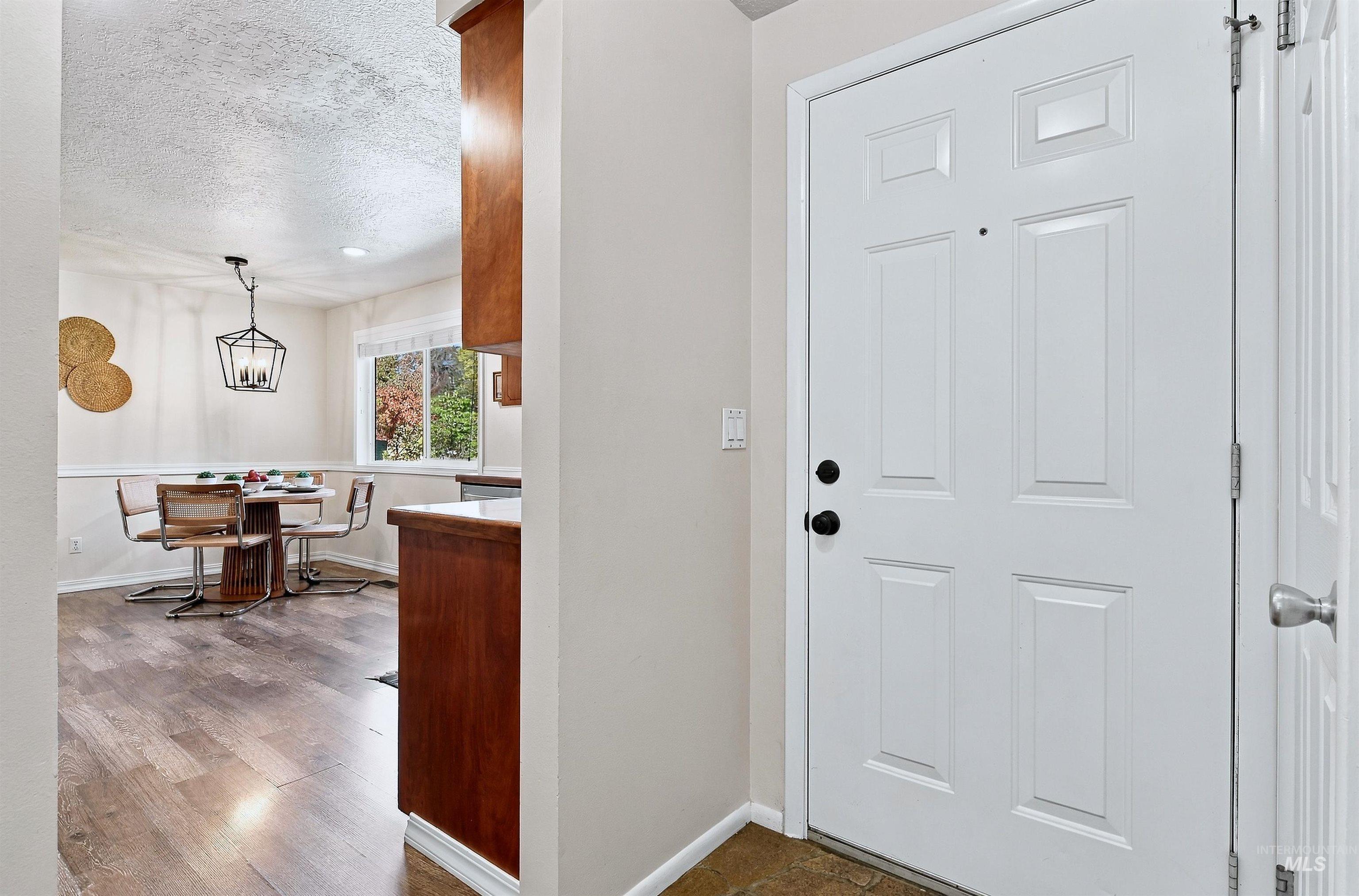 10909 W Estate Drive, Boise, Idaho 83709, 4 Bedrooms, 3 Bathrooms, Residential For Sale, Price $769,000,MLS 99003096