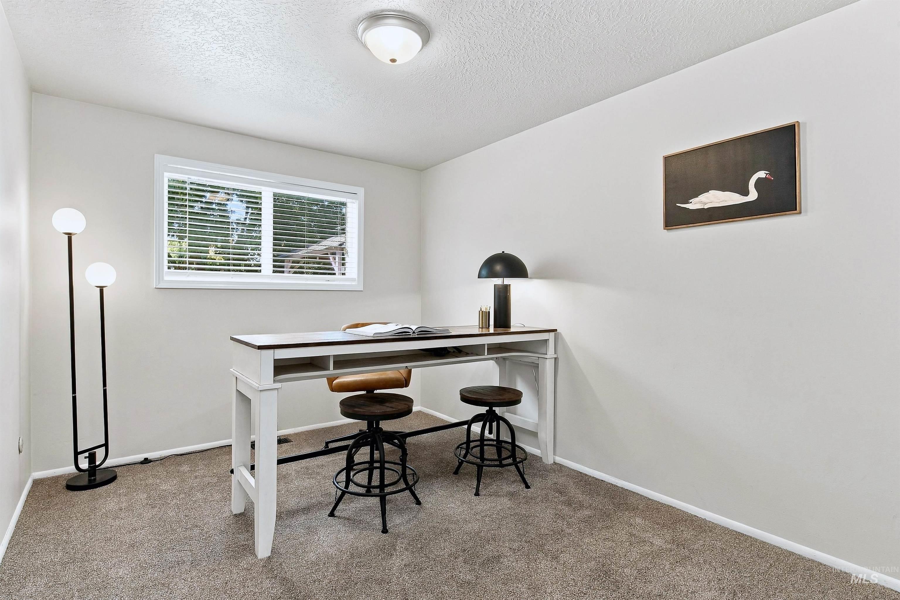 10909 W Estate Drive, Boise, Idaho 83709, 4 Bedrooms, 3 Bathrooms, Residential For Sale, Price $769,000,MLS 99003096