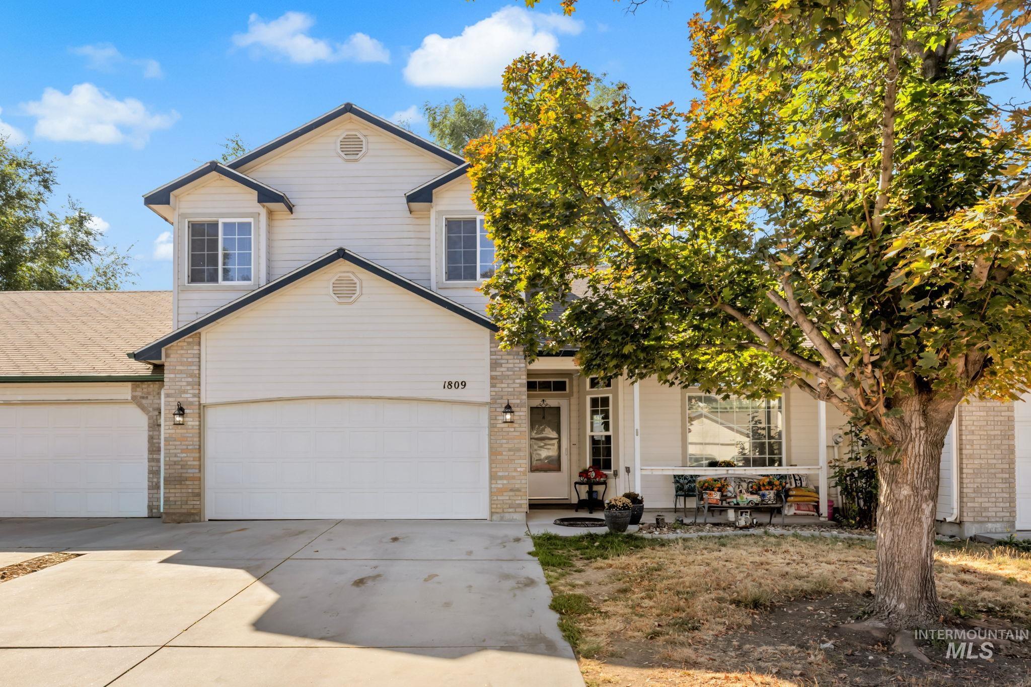 1809 W Eaglecrest Dr, Nampa, Idaho 83651, 3 Bedrooms, 2.5 Bathrooms, Residential For Sale, Price $295,000,MLS 99003106