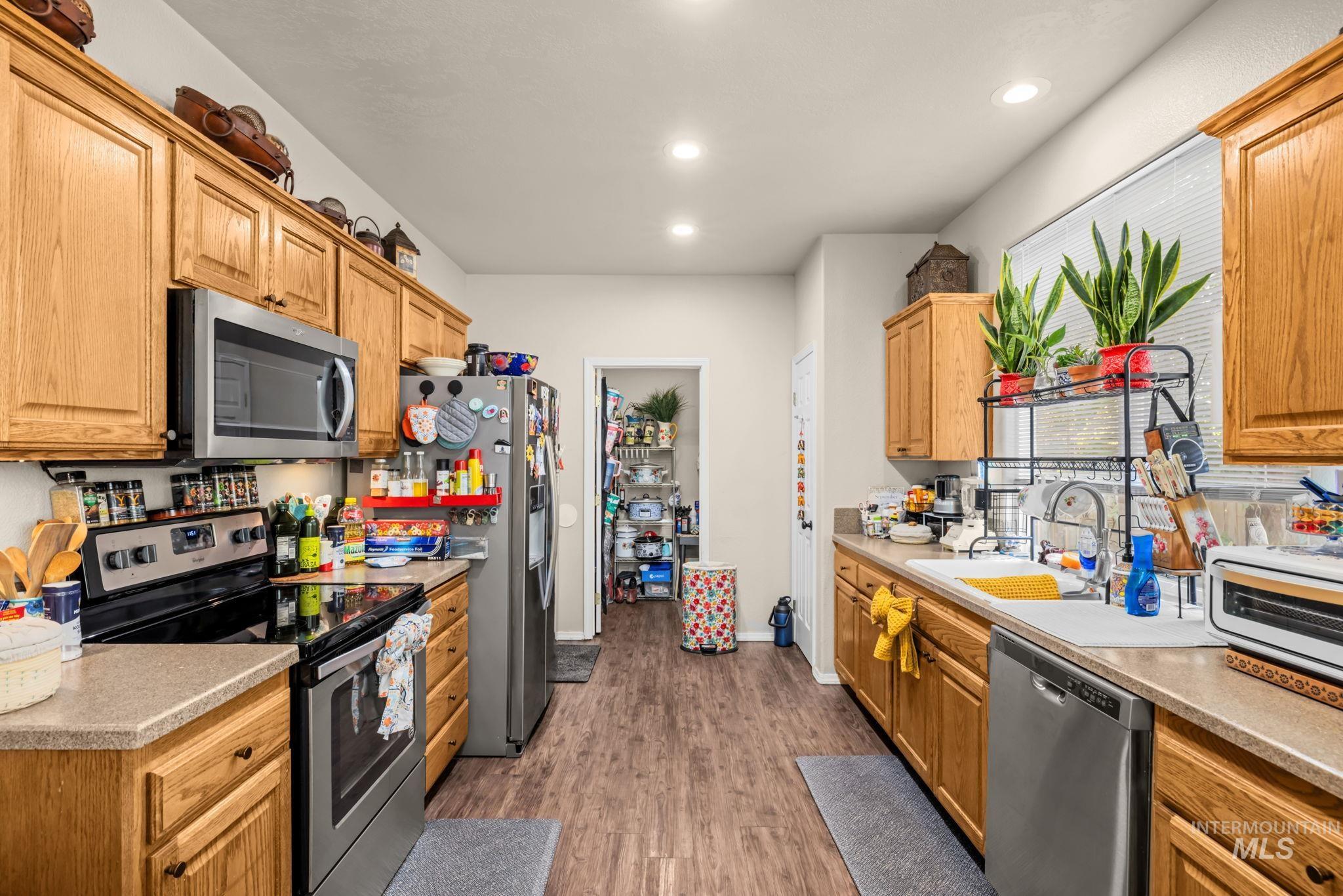 1809 W Eaglecrest Dr, Nampa, Idaho 83651, 3 Bedrooms, 2.5 Bathrooms, Residential For Sale, Price $295,000,MLS 99003106